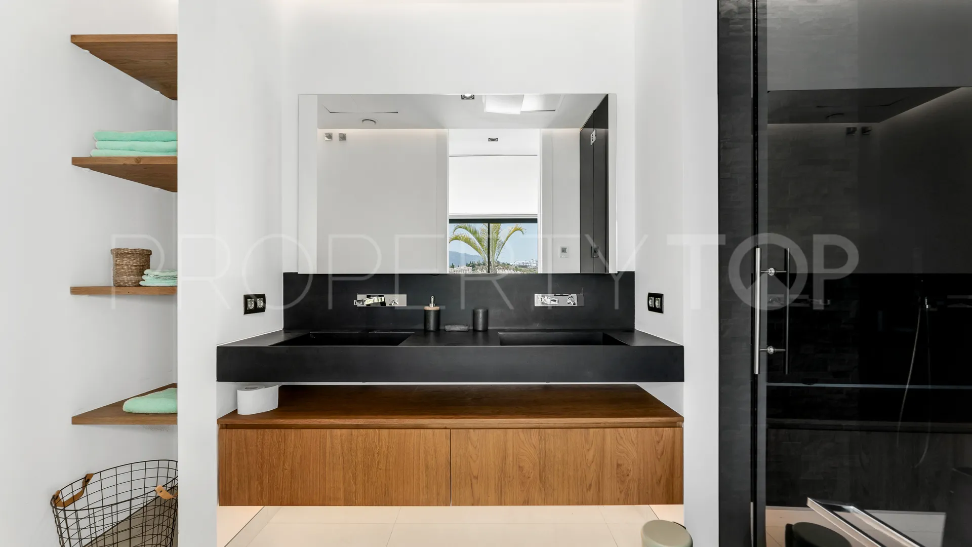 Villa en venta en Los Flamingos Golf de 6 dormitorios