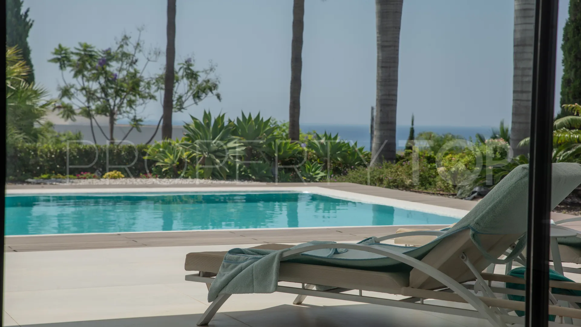 Villa en venta en Los Flamingos Golf de 6 dormitorios
