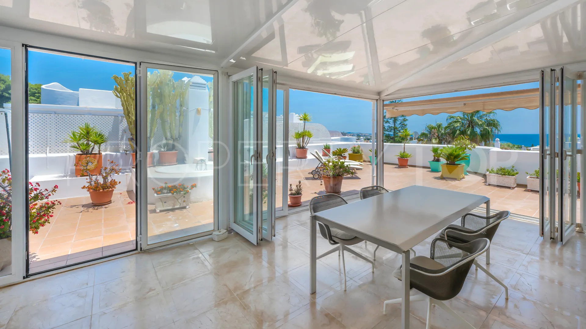 Atico duplex en venta en Golden Mile