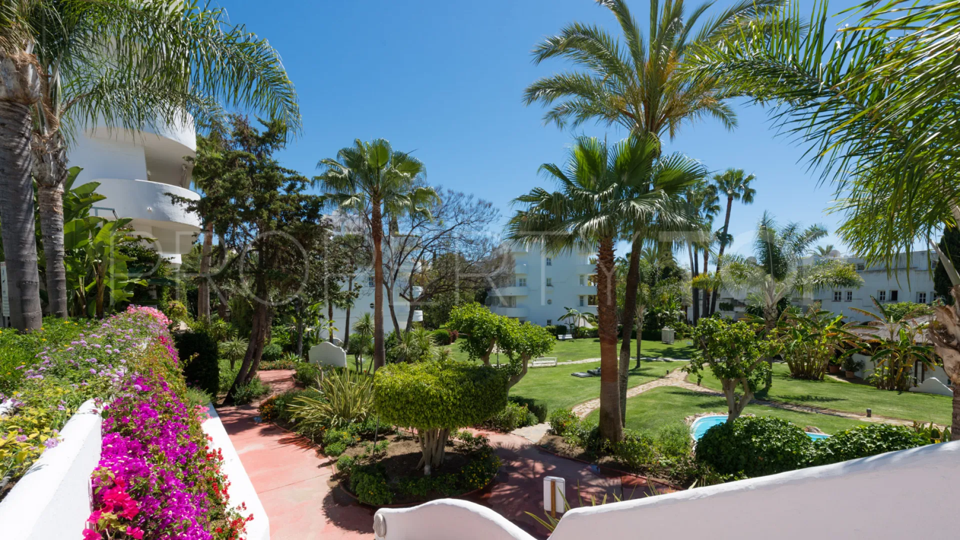 Atico duplex en venta en Golden Mile
