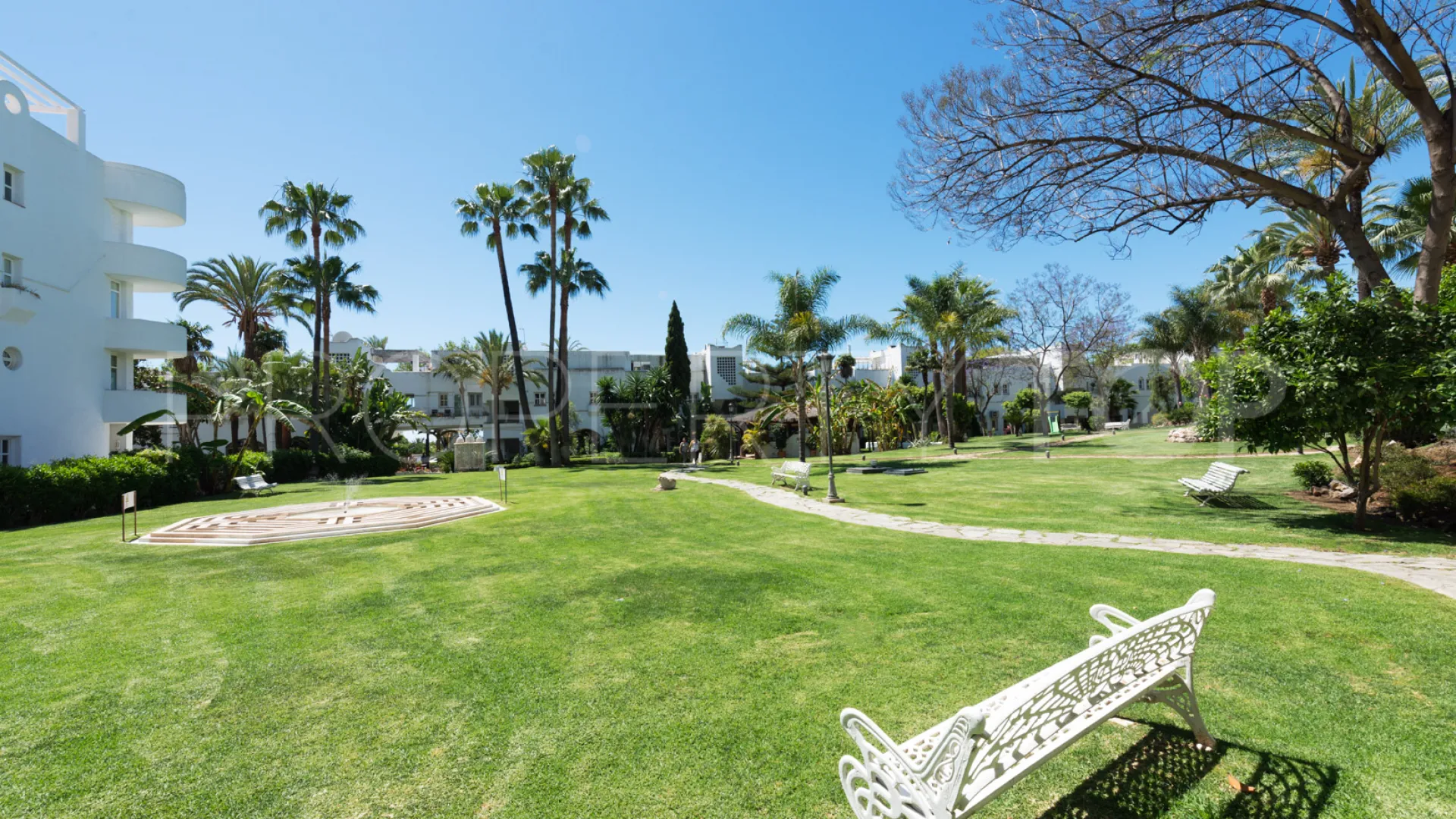 Atico duplex en venta en Golden Mile