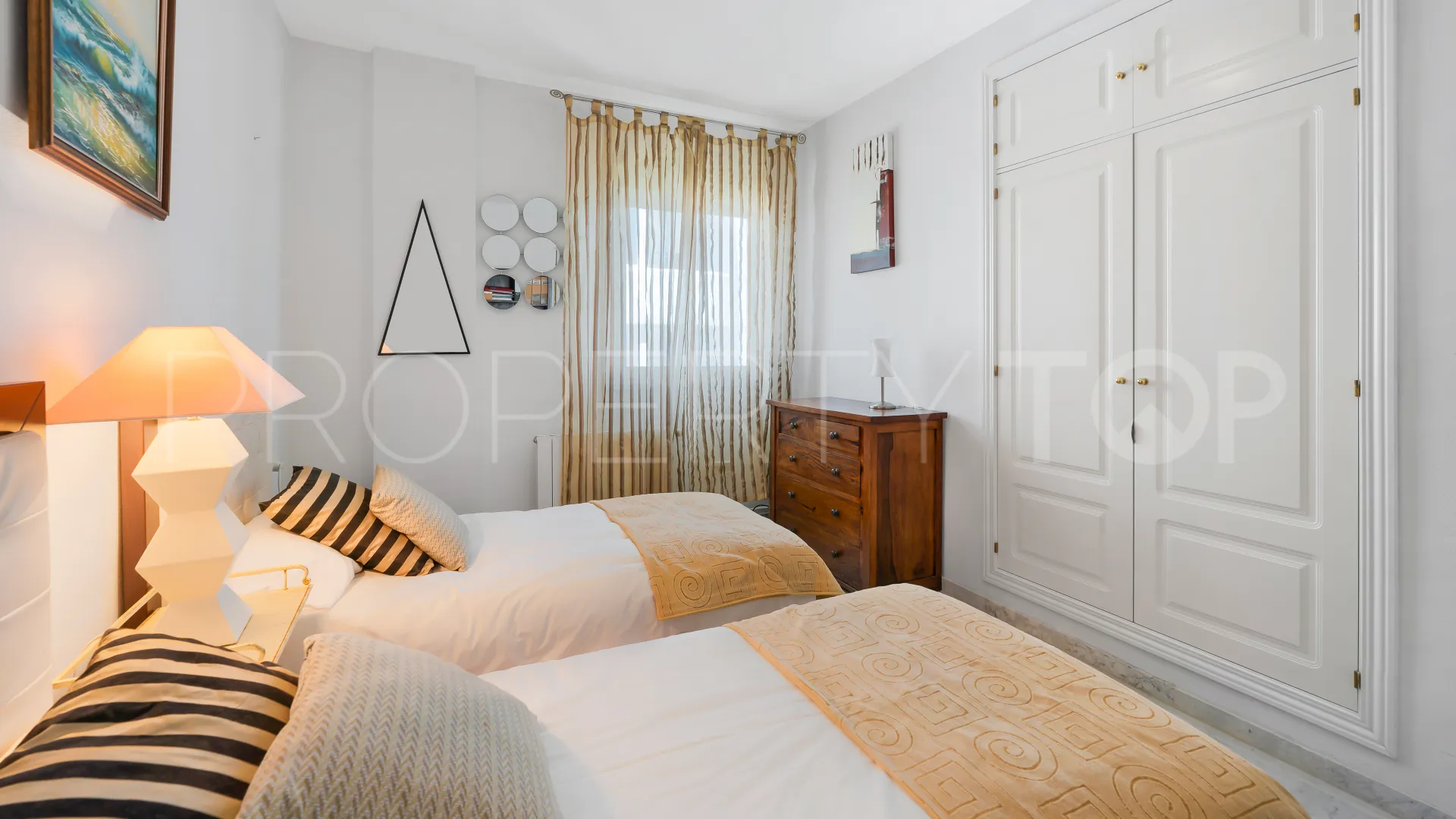 Atico duplex en venta en Golden Mile