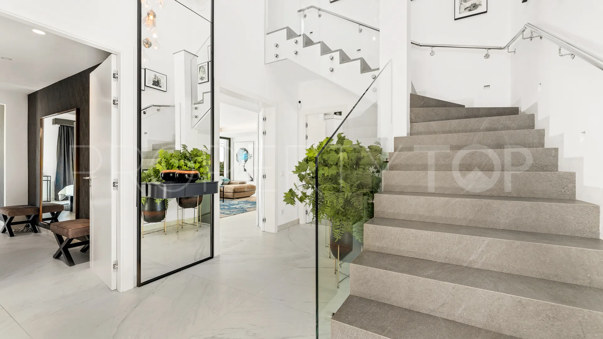 For sale Nagüeles villa