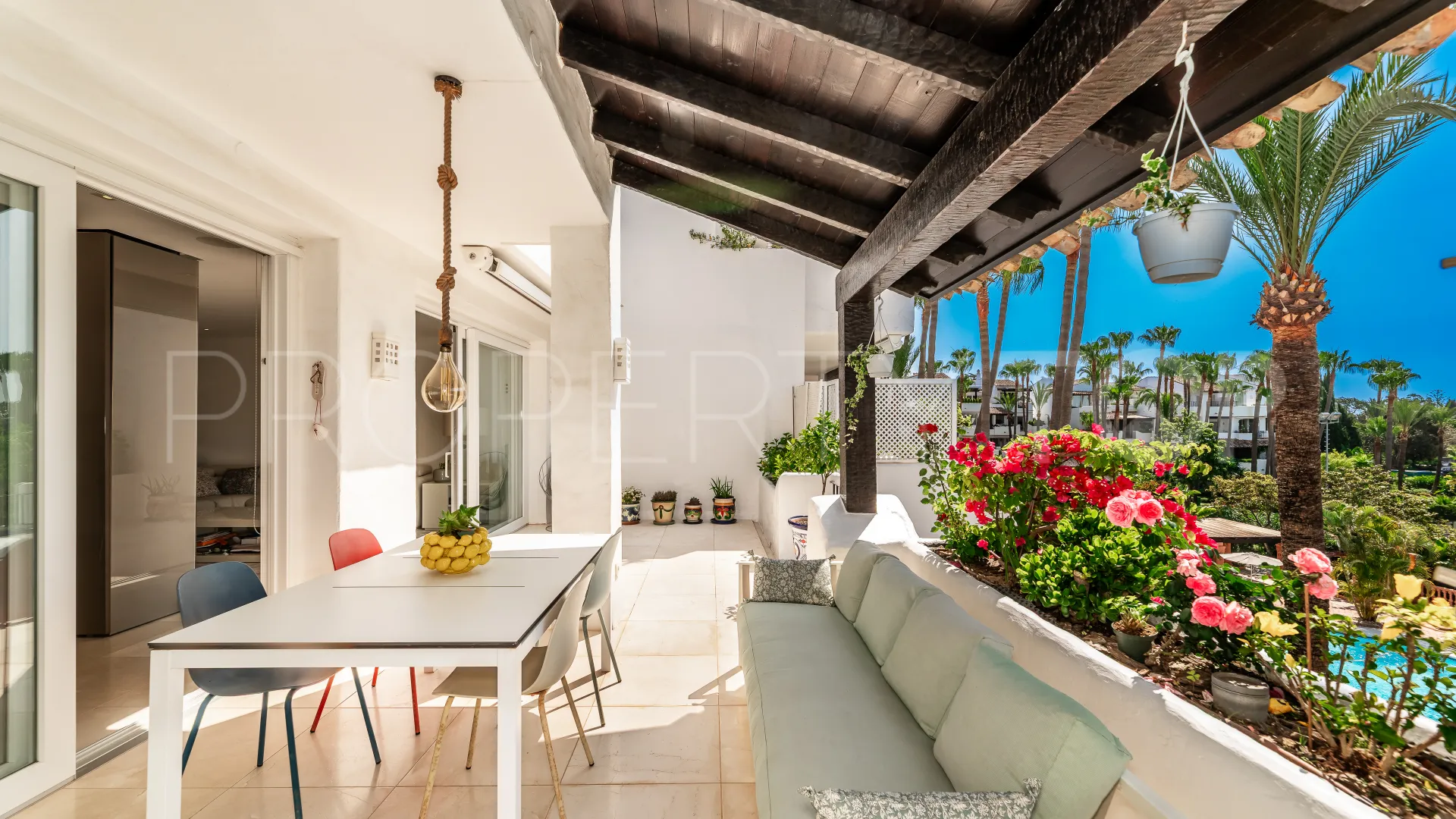 For sale 3 bedrooms duplex penthouse in Puente Romano