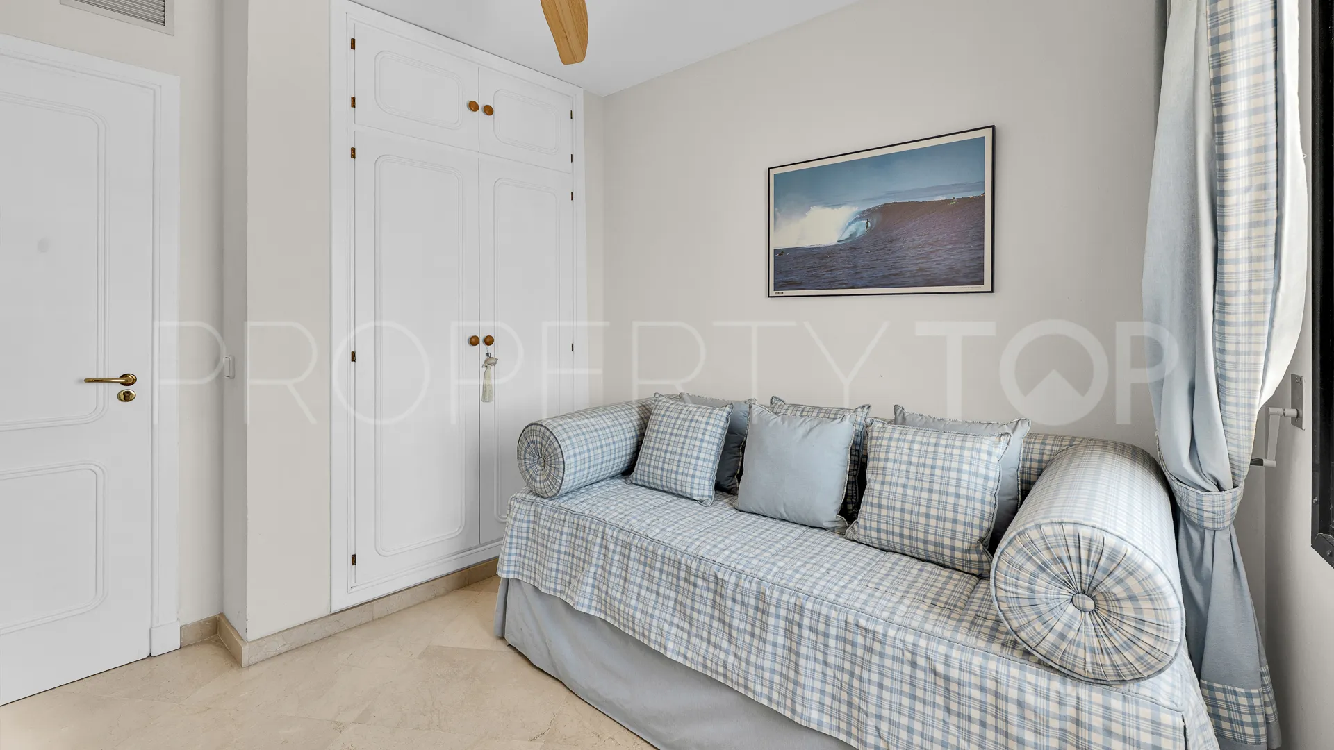 Golden Mile, duplex a la venta con 3 dormitorios