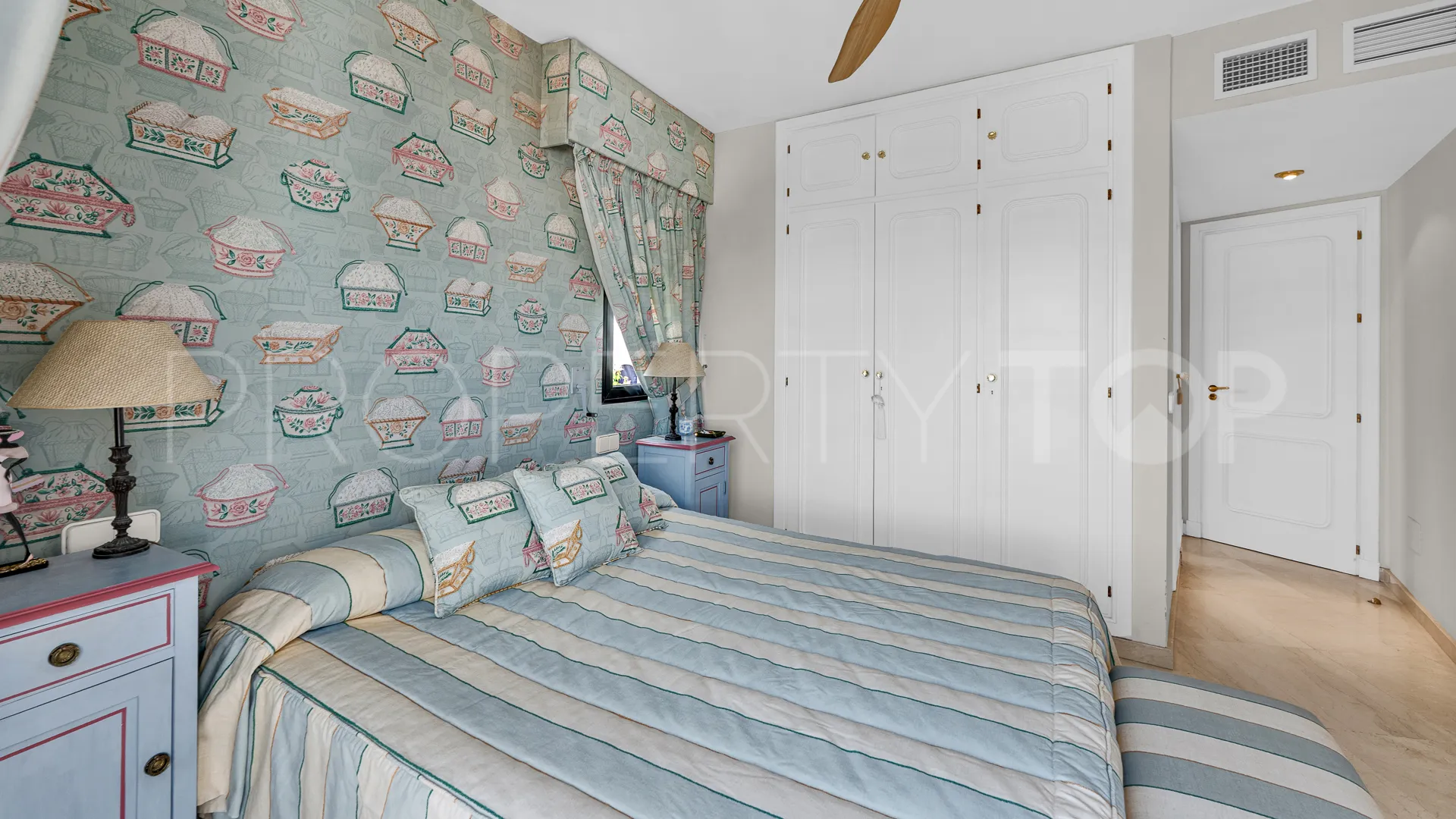 Golden Mile, duplex a la venta con 3 dormitorios