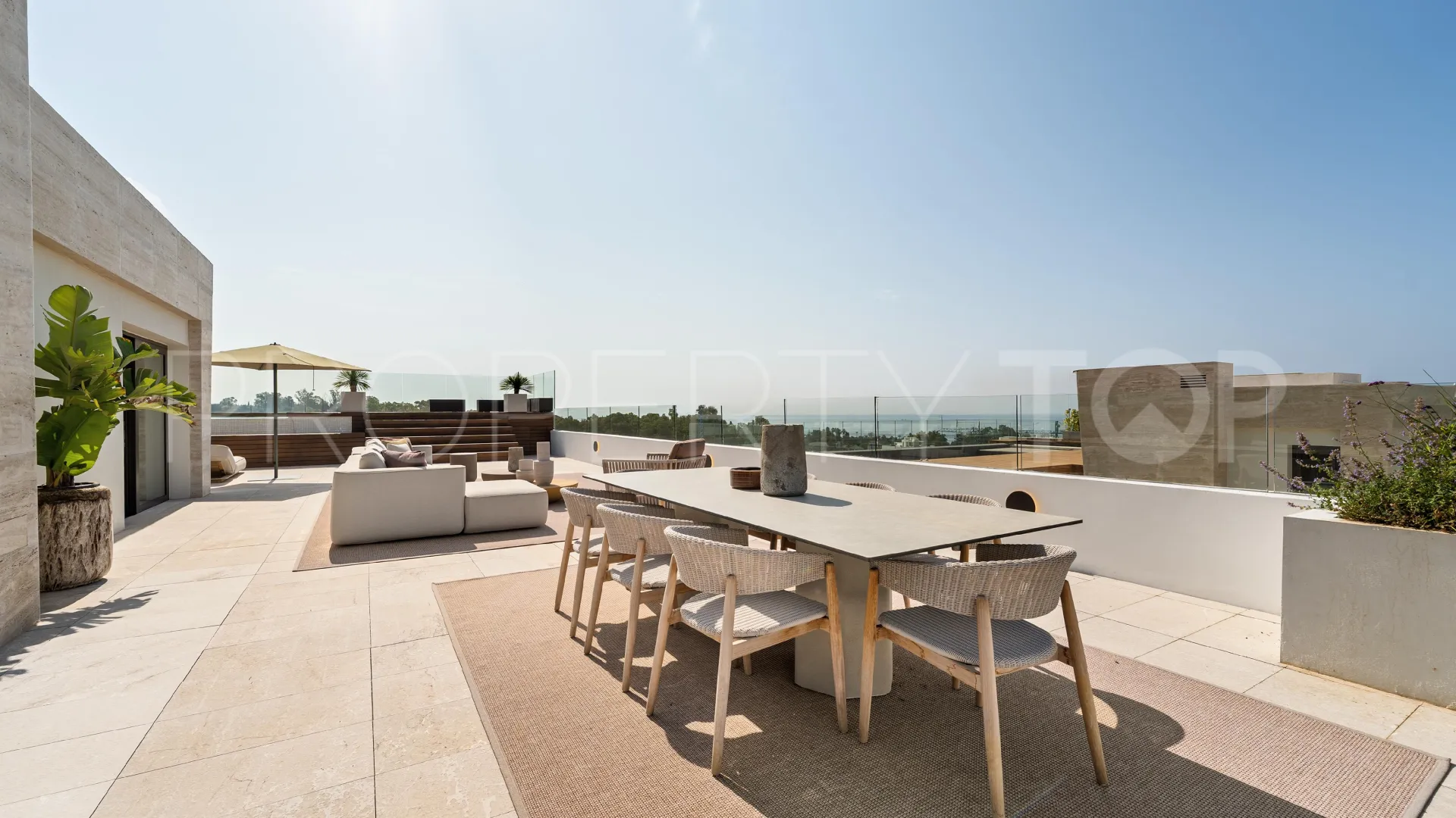 For sale 4 bedrooms duplex penthouse in Golden Mile