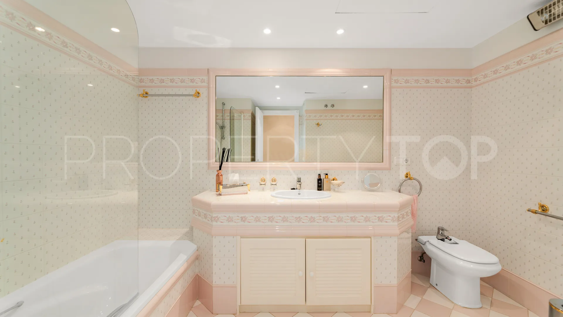 Los Arqueros 4 bedrooms penthouse for sale