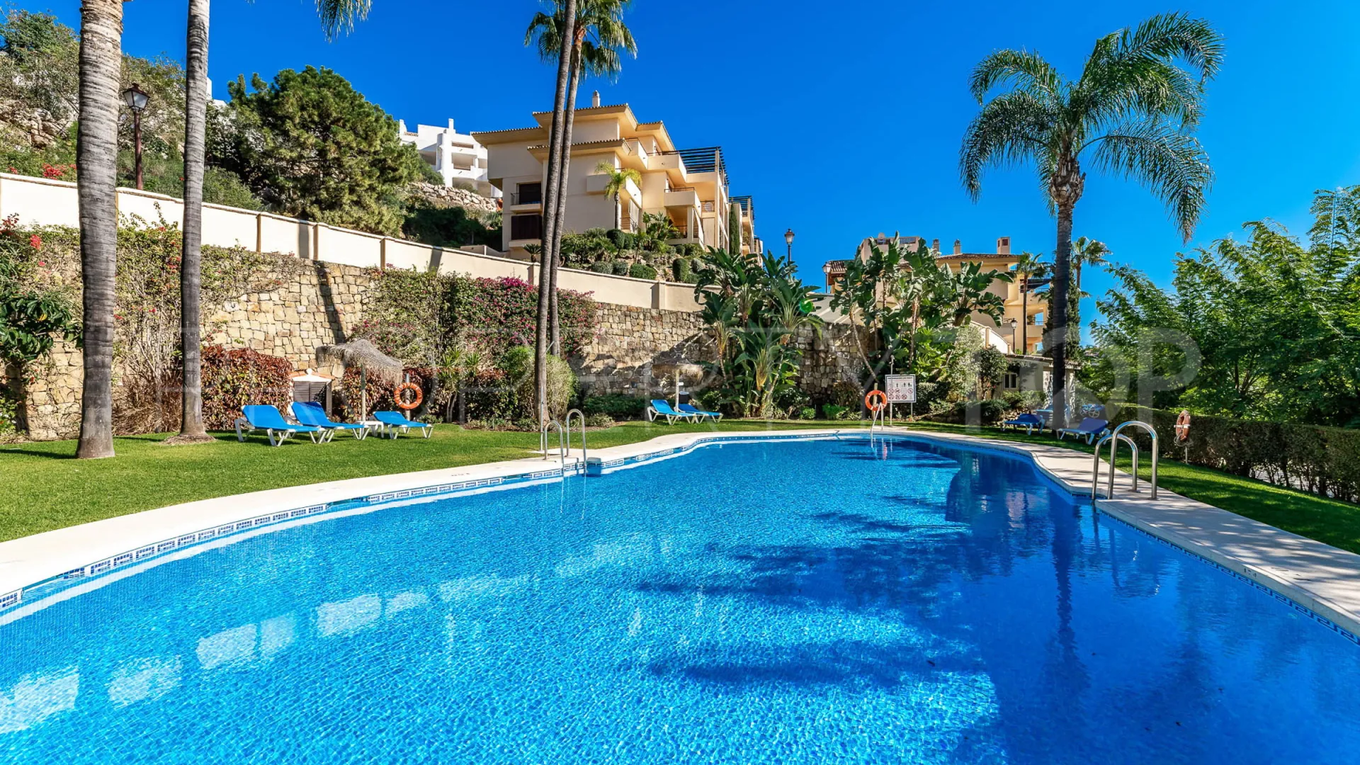 Los Arqueros 4 bedrooms penthouse for sale