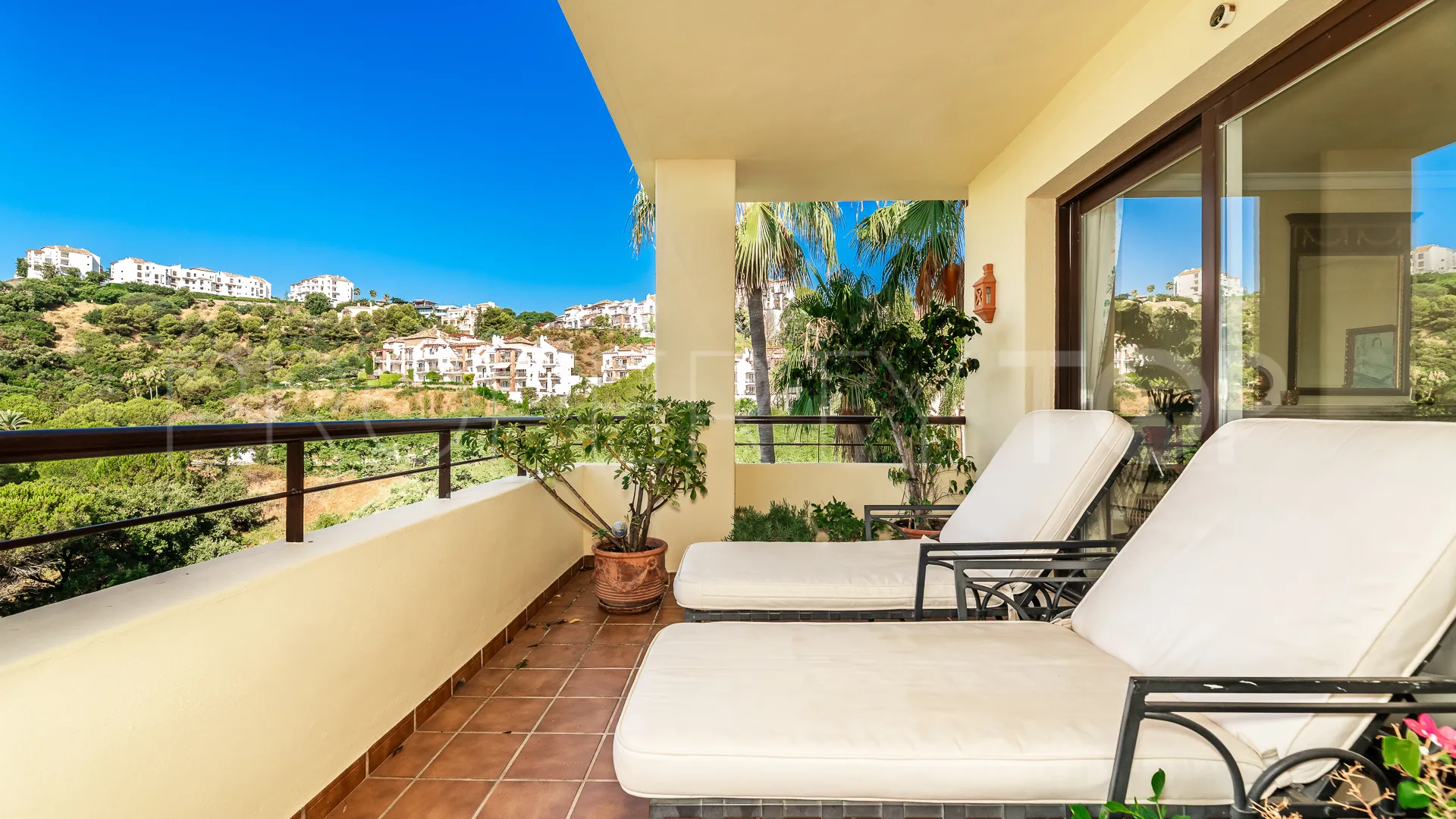 Los Arqueros 4 bedrooms penthouse for sale