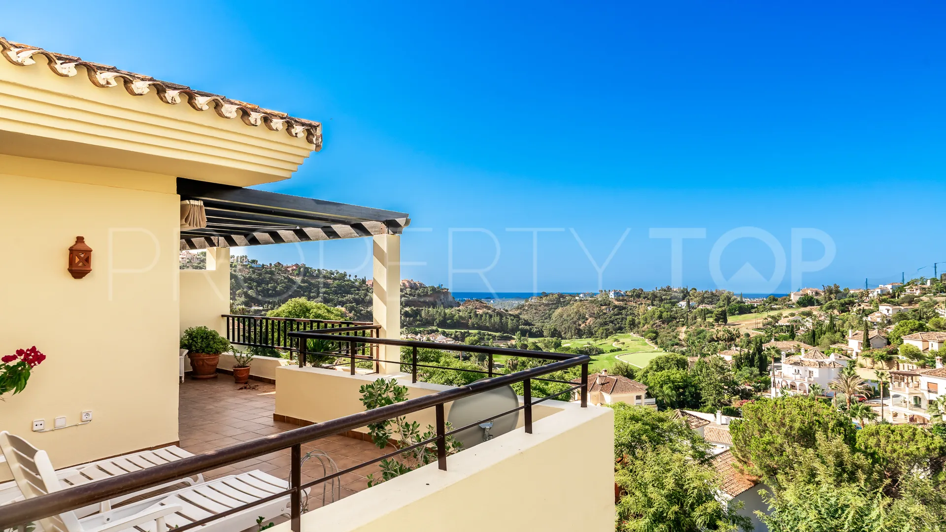 Los Arqueros 4 bedrooms penthouse for sale