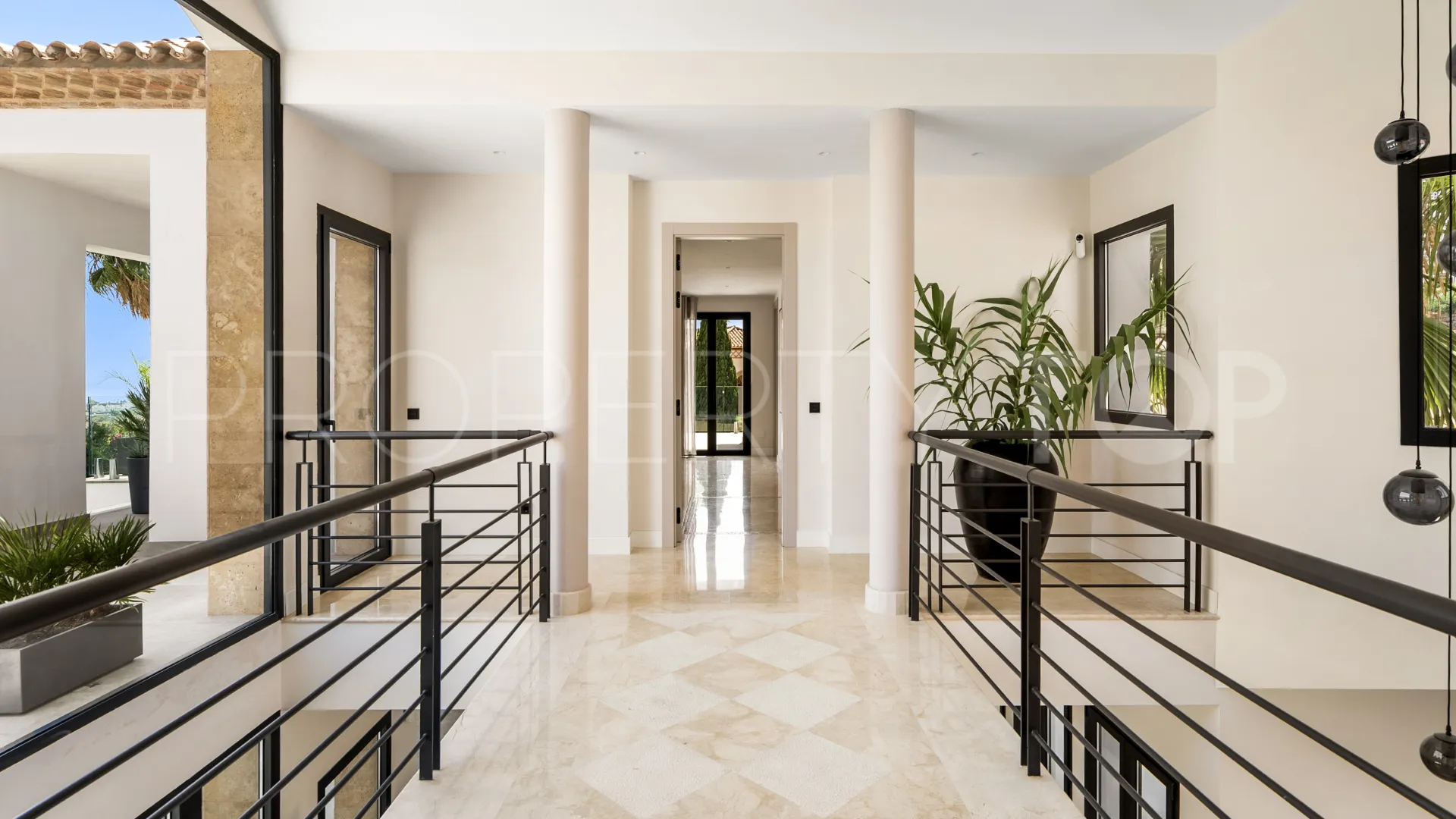 For sale Los Flamingos Golf villa with 6 bedrooms