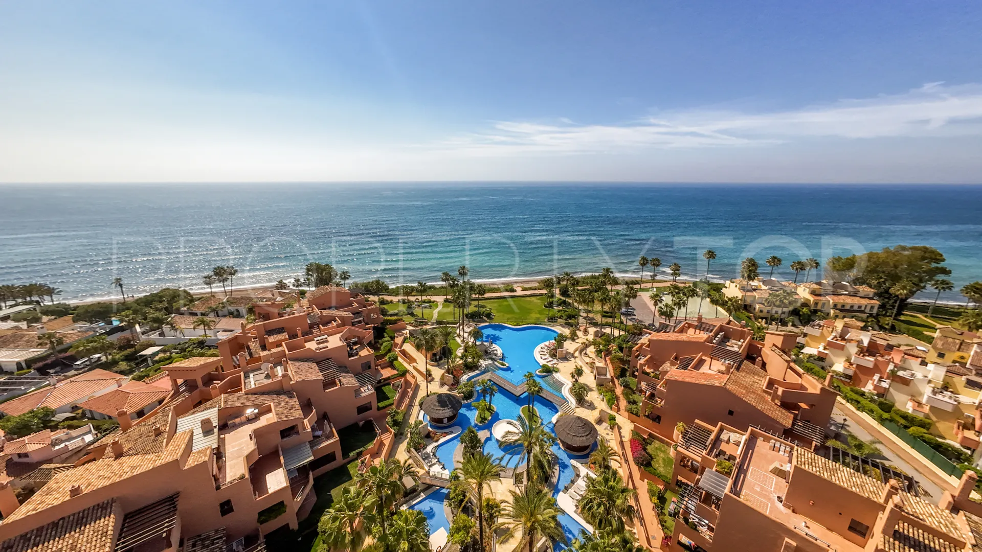 Se vende apartamento con 3 dormitorios en Mar Azul