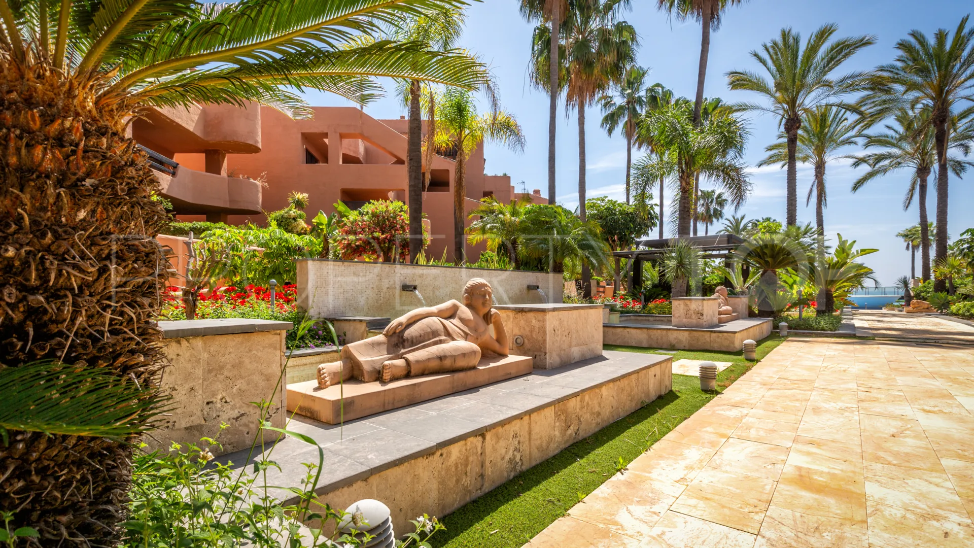 Se vende apartamento con 3 dormitorios en Mar Azul