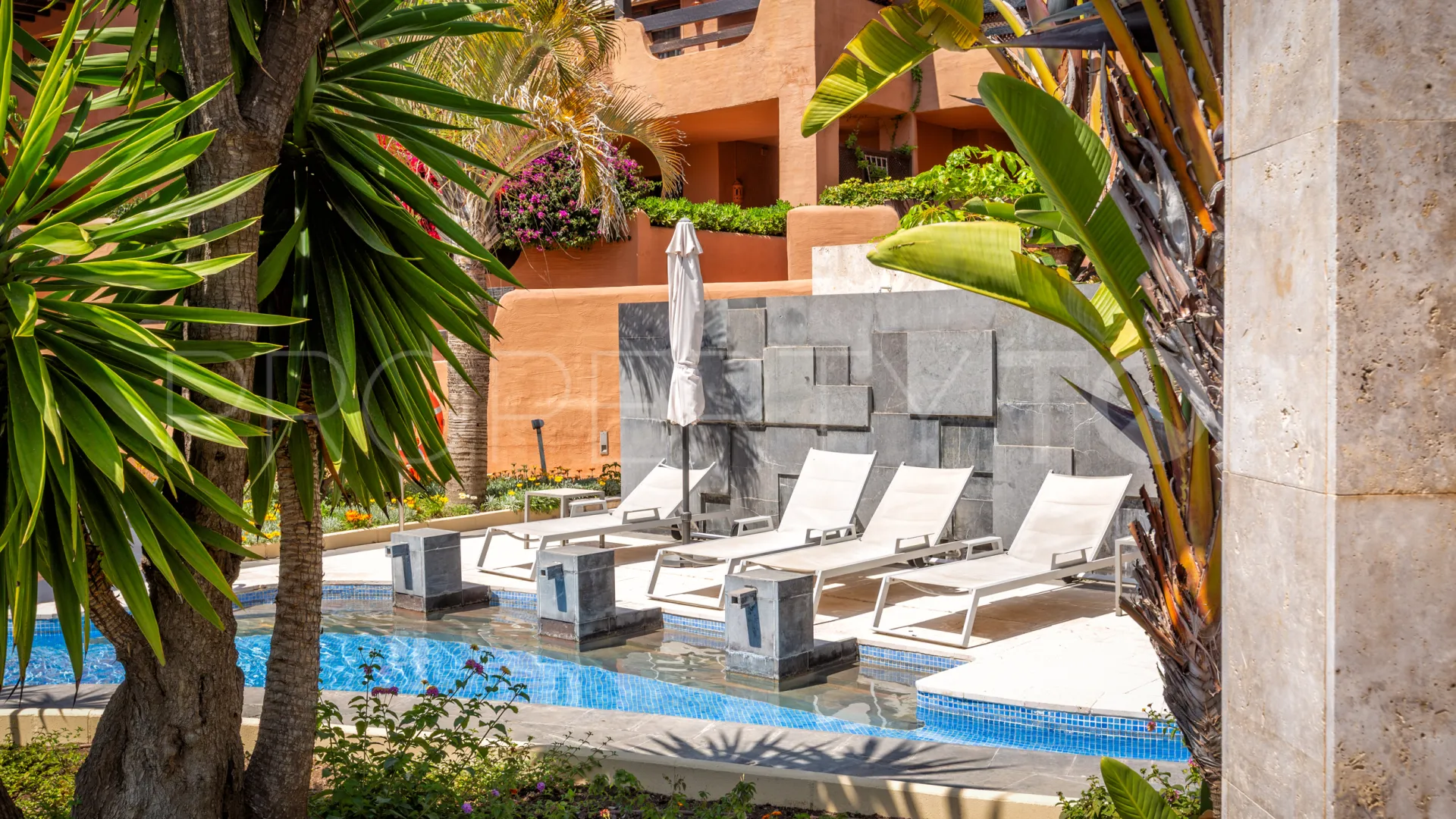 Se vende apartamento con 3 dormitorios en Mar Azul