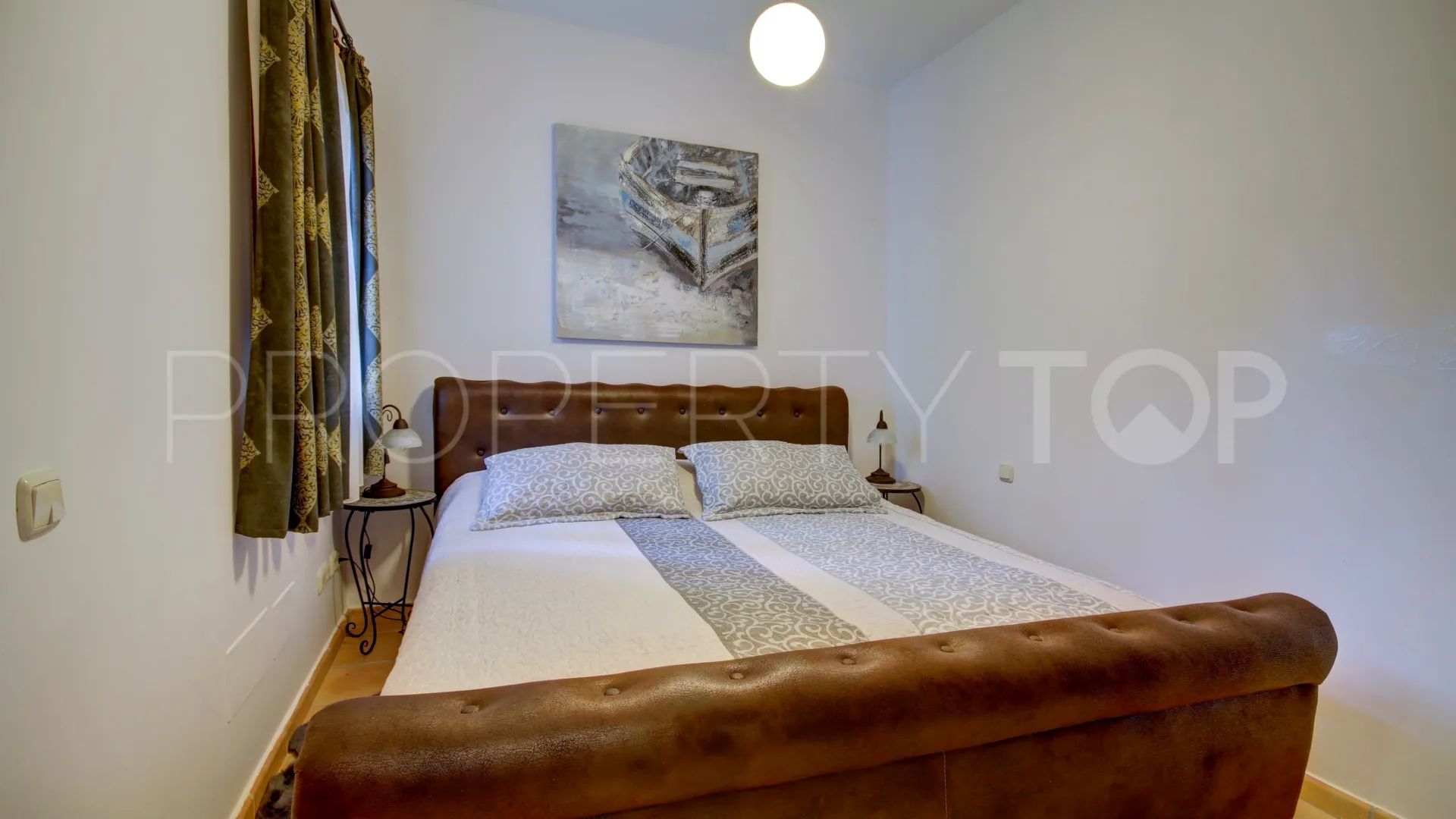 Buy villa in La Zagaleta