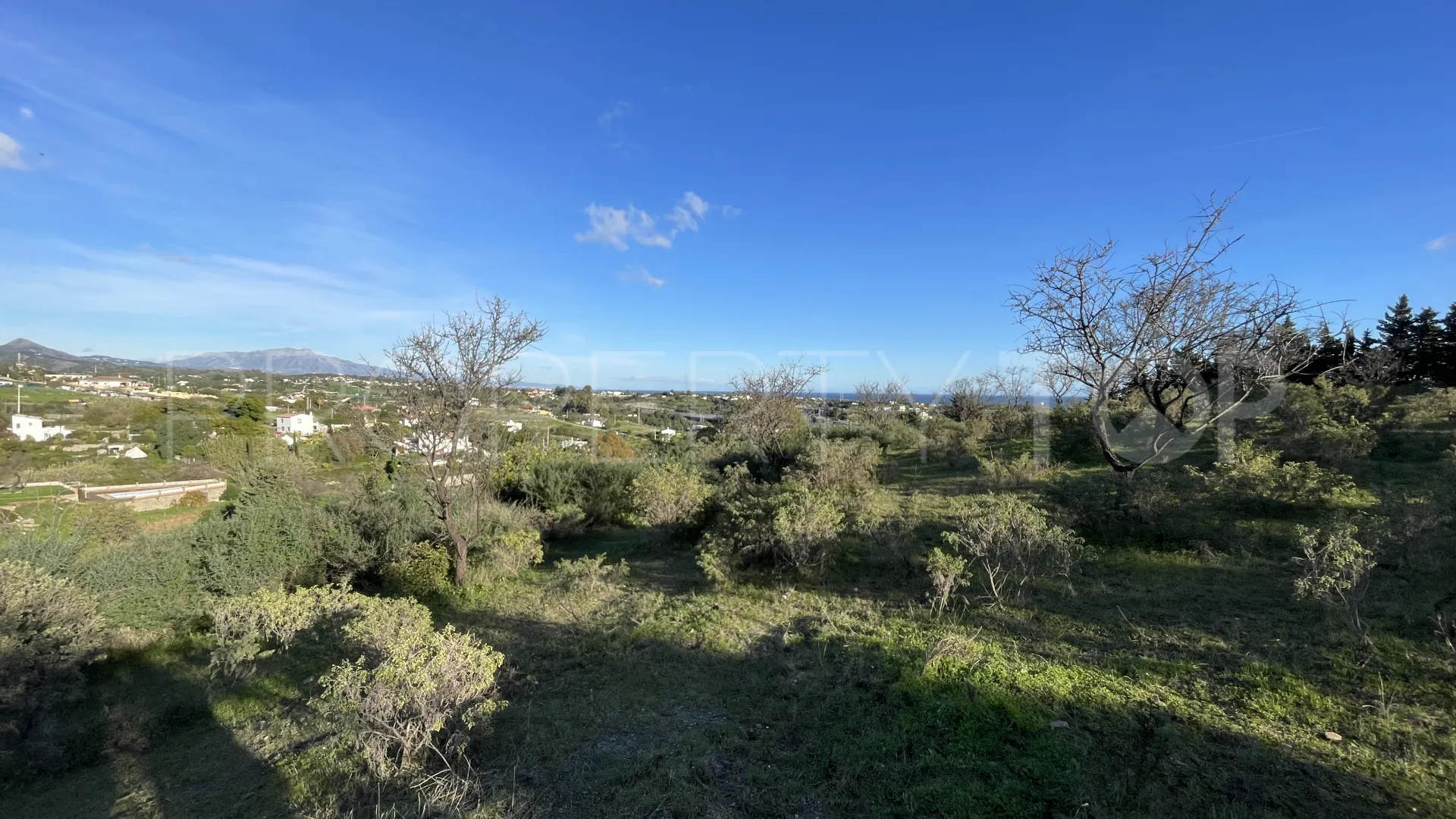 Estepona, finca en venta