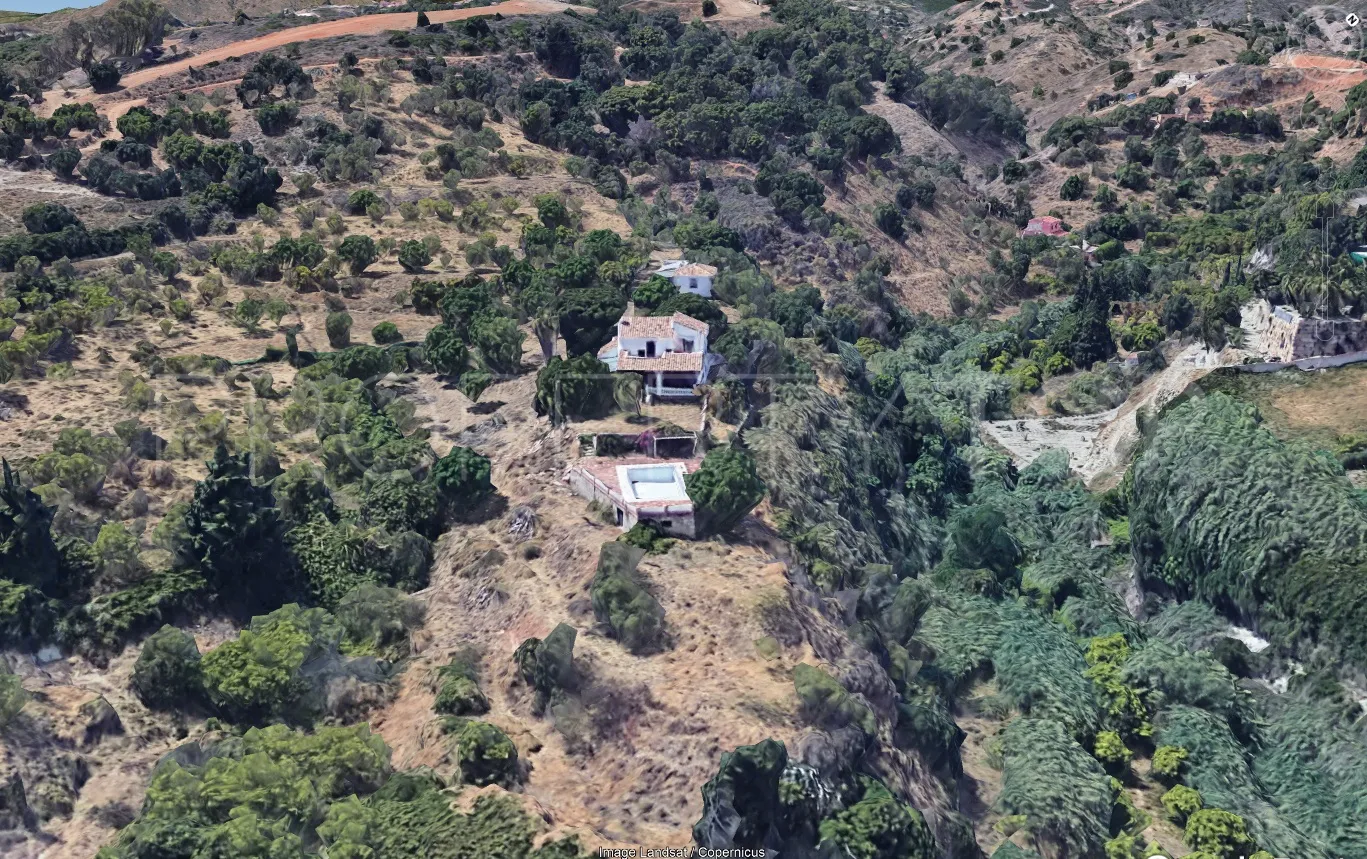 Estepona, finca en venta
