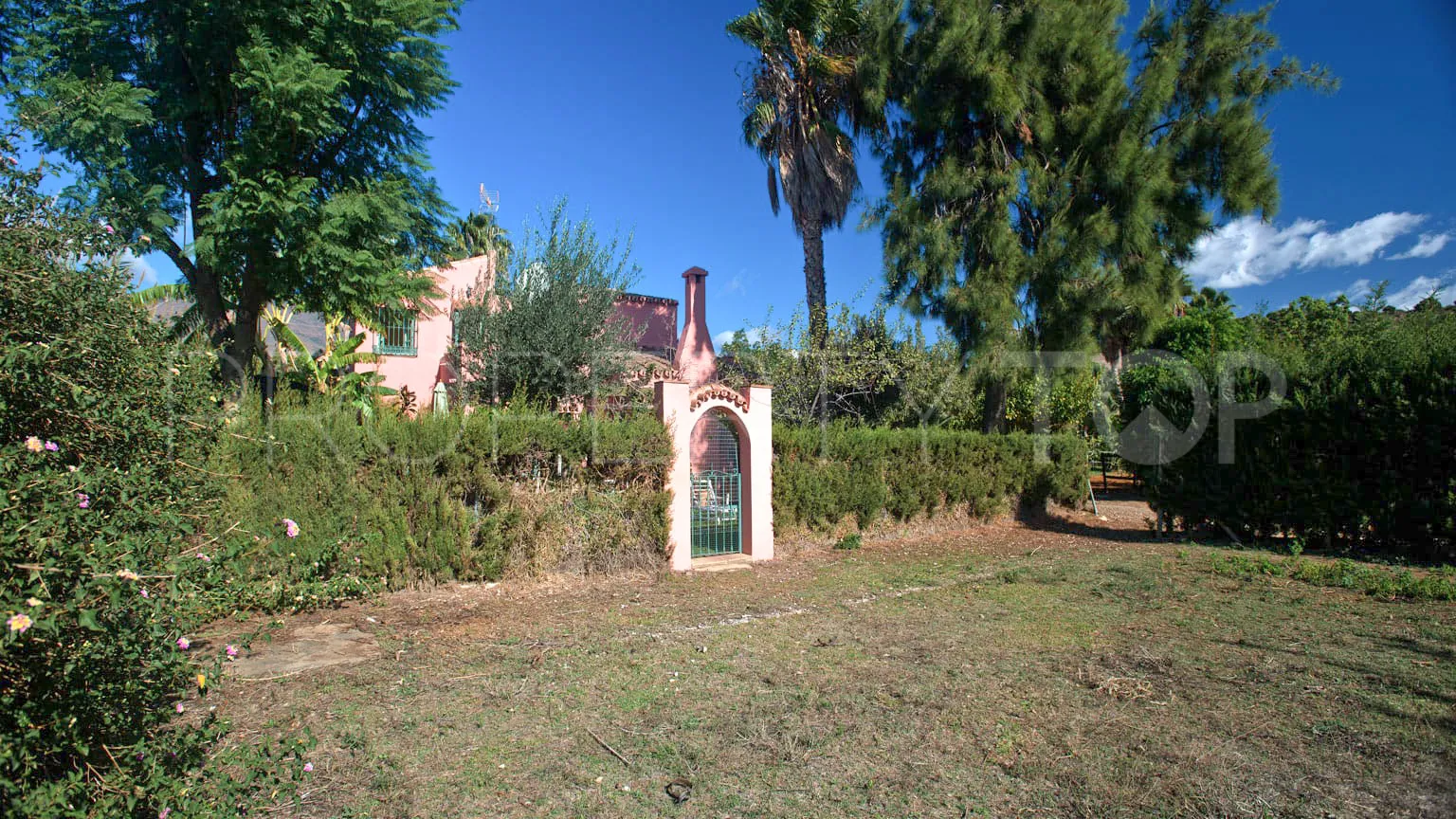 For sale villa with 3 bedrooms in Guadalobon