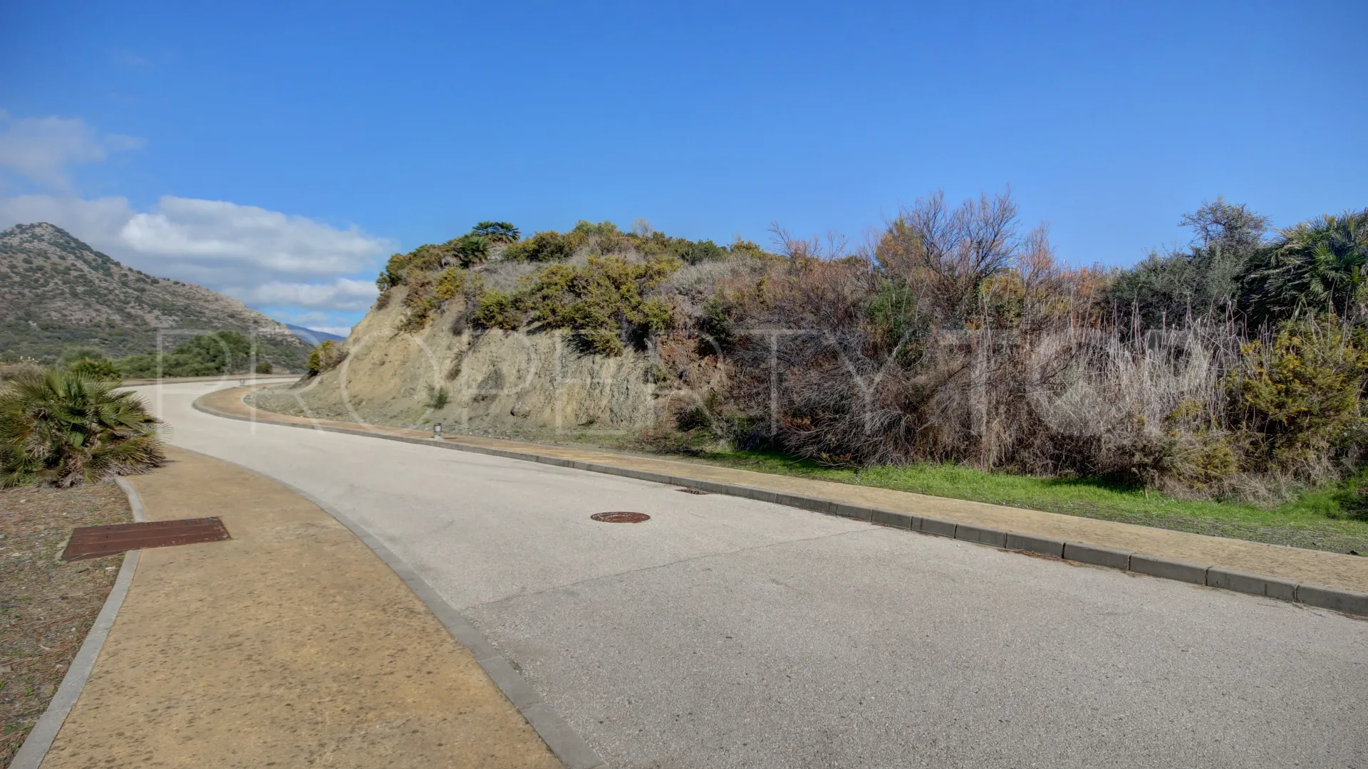 Plot for sale in Marbella Club Golf Resort
