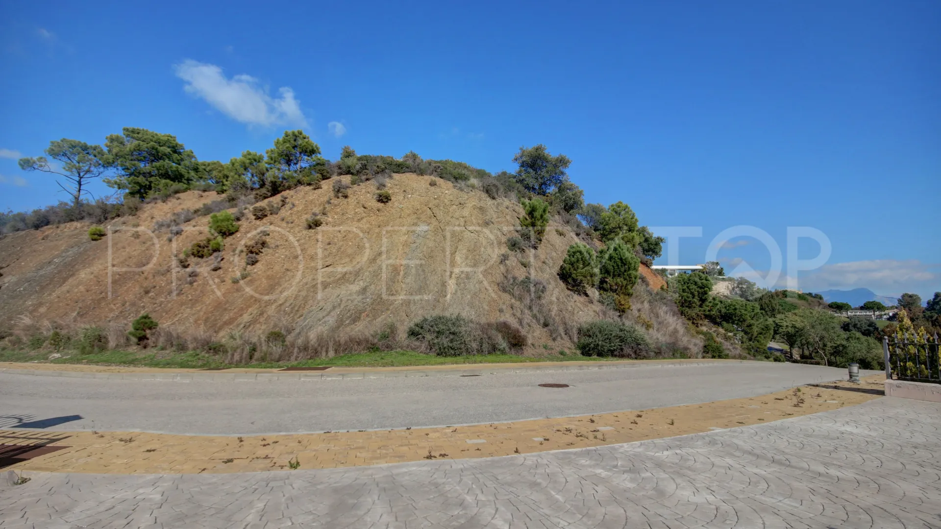 Plot for sale in Marbella Club Golf Resort