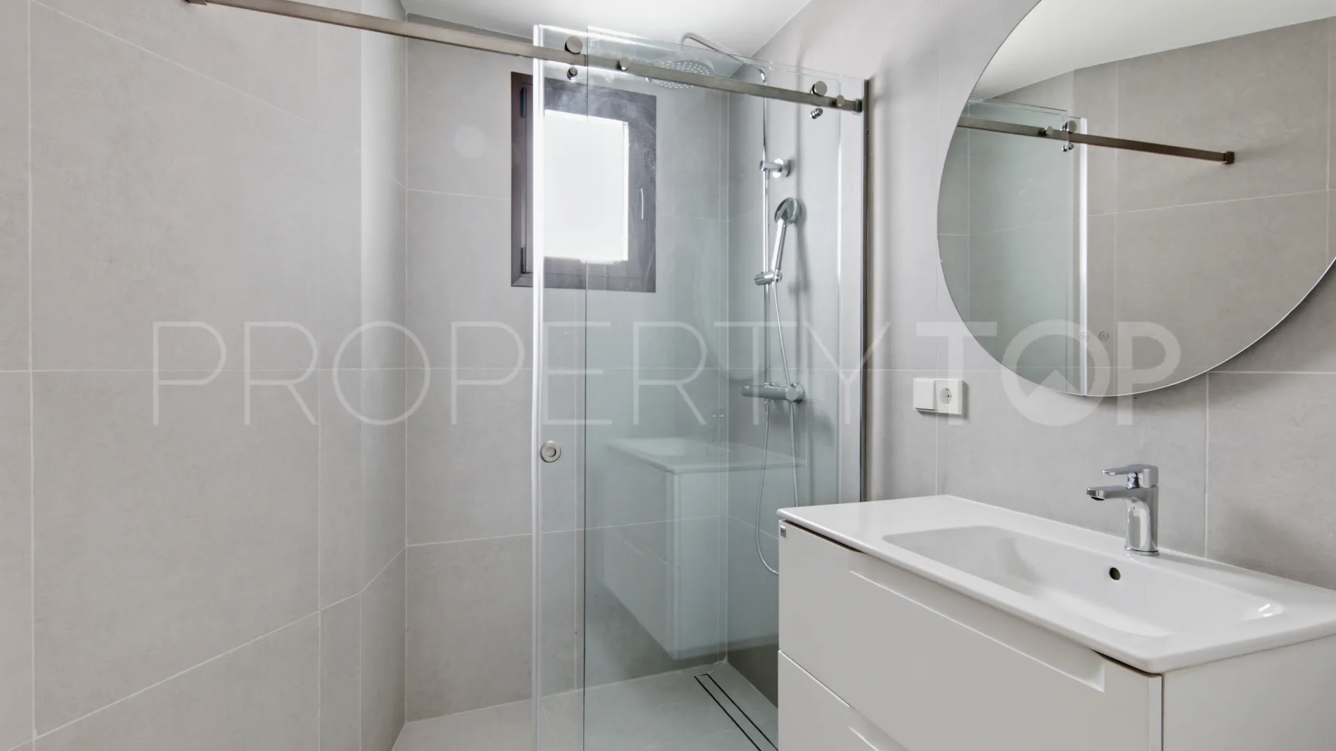 For sale Estepona Old Town town house with 3 bedrooms