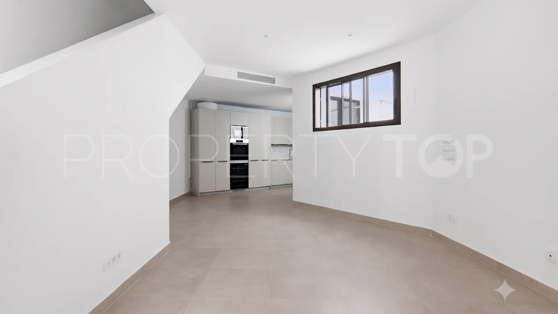 For sale Estepona Old Town town house with 3 bedrooms