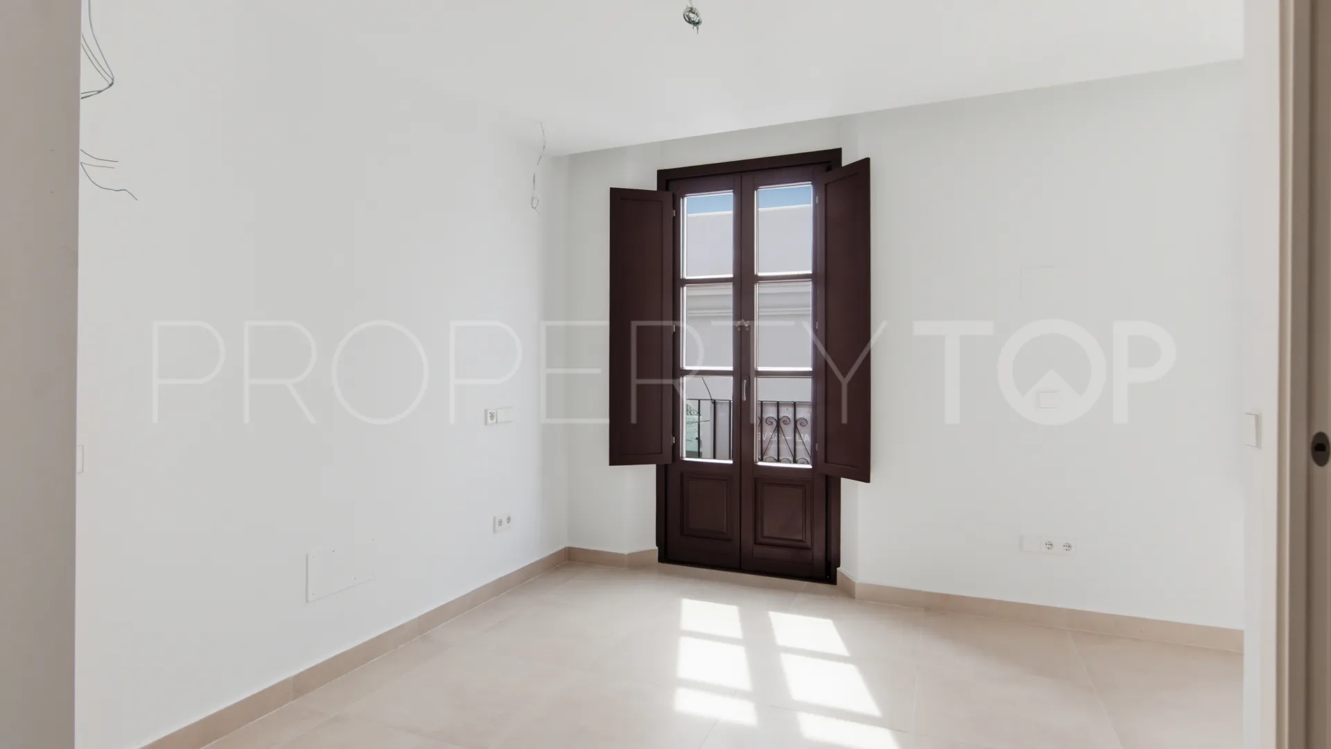 For sale Estepona Old Town town house with 3 bedrooms