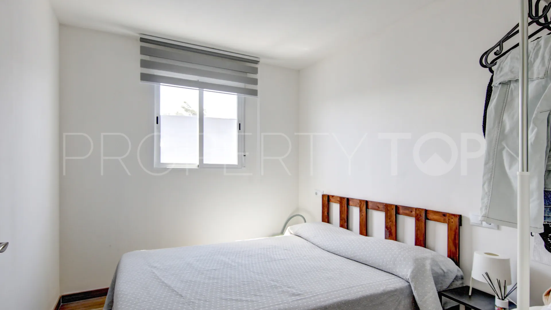 Villa for sale in Estepona with 6 bedrooms