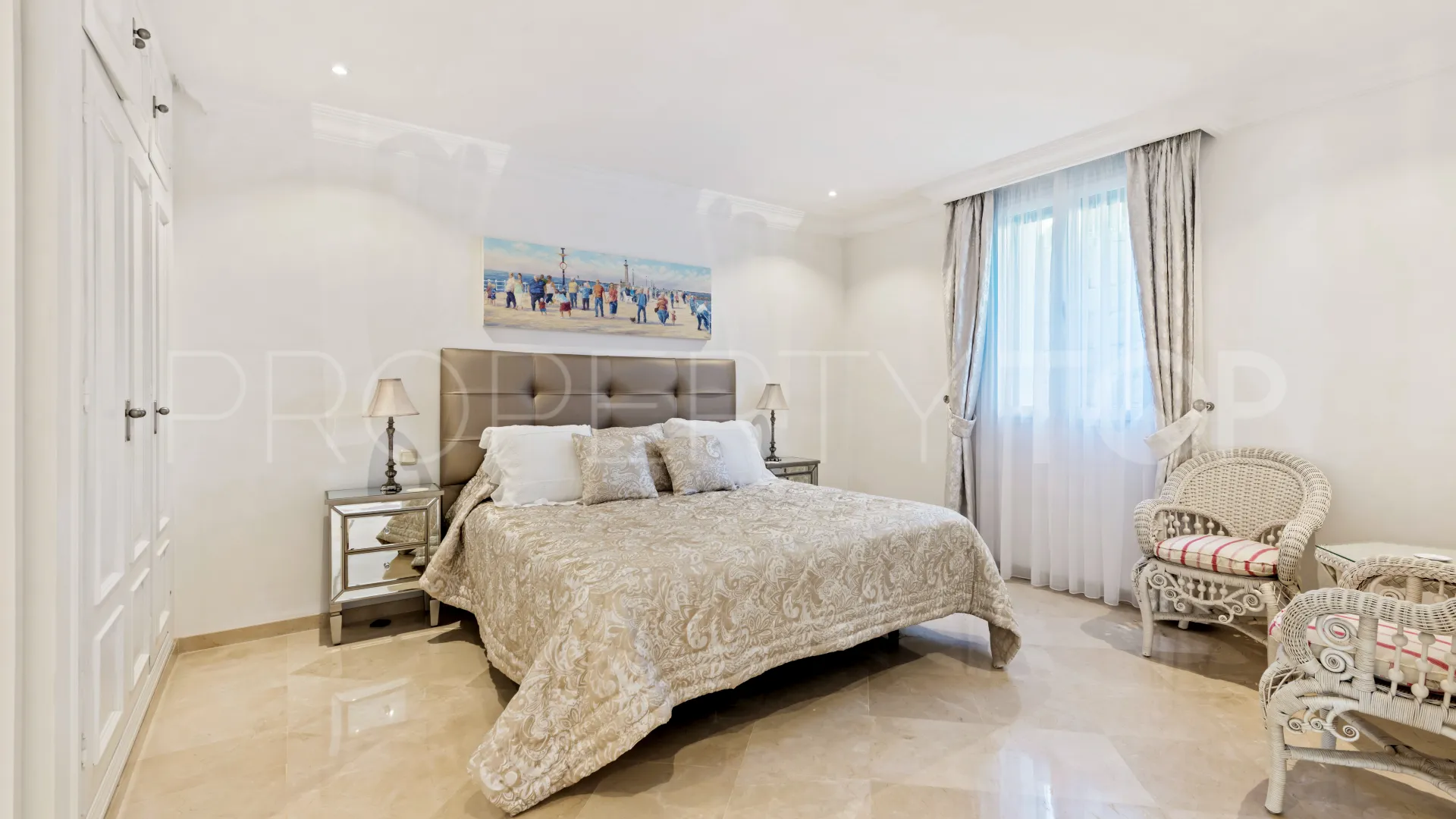 7 bedrooms villa for sale in Sierra Blanca