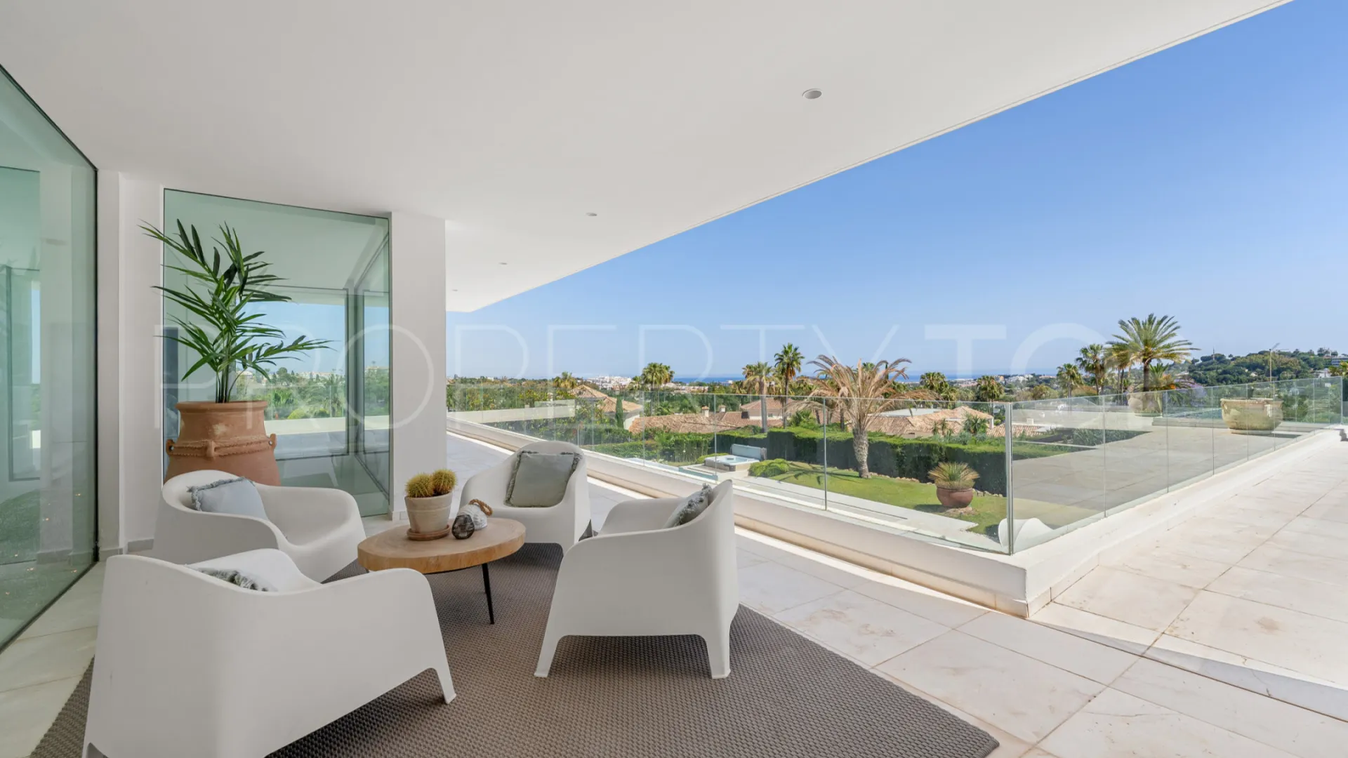Villa for sale in La Cerquilla with 7 bedrooms