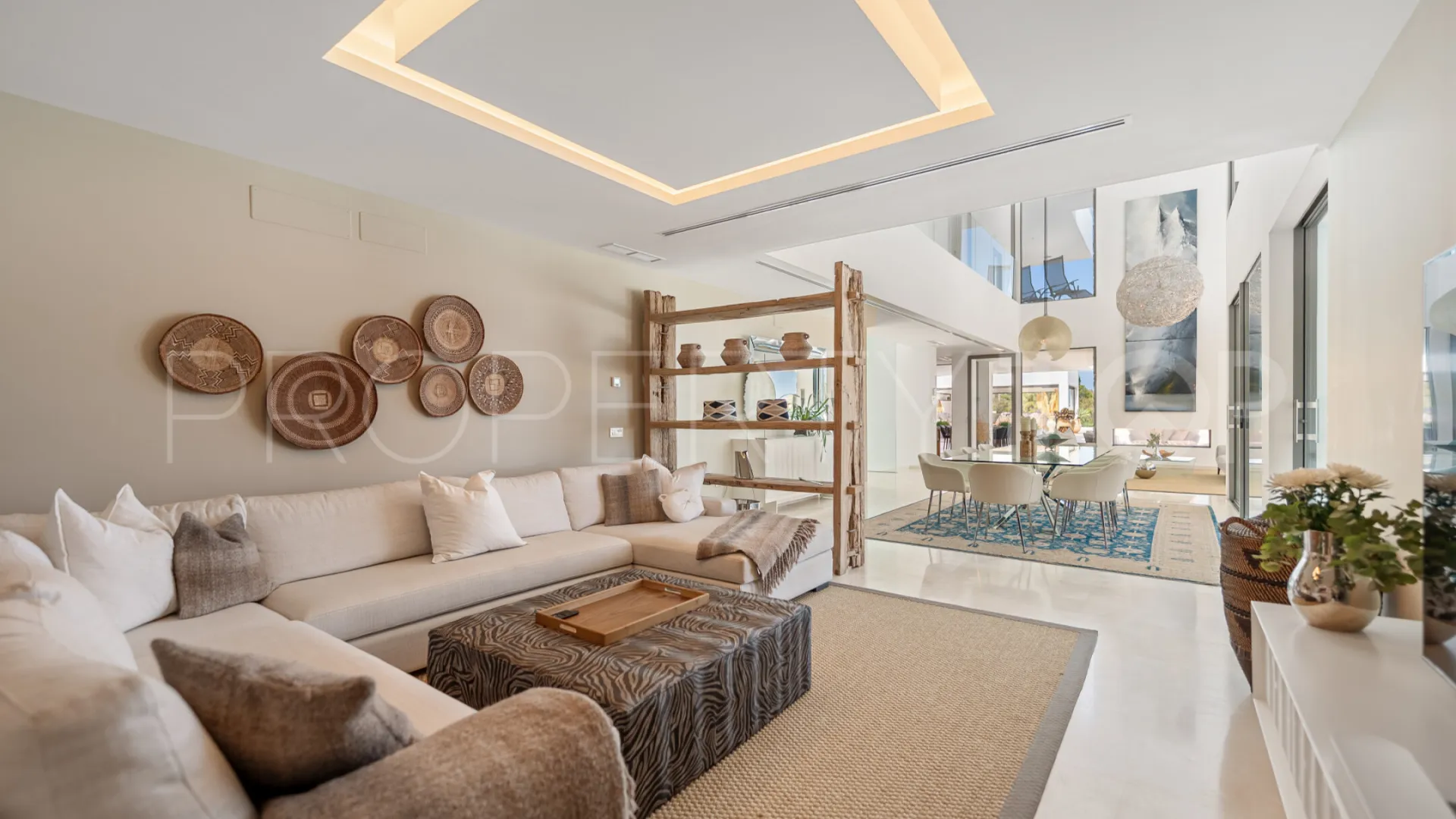 Villa for sale in La Cerquilla with 7 bedrooms