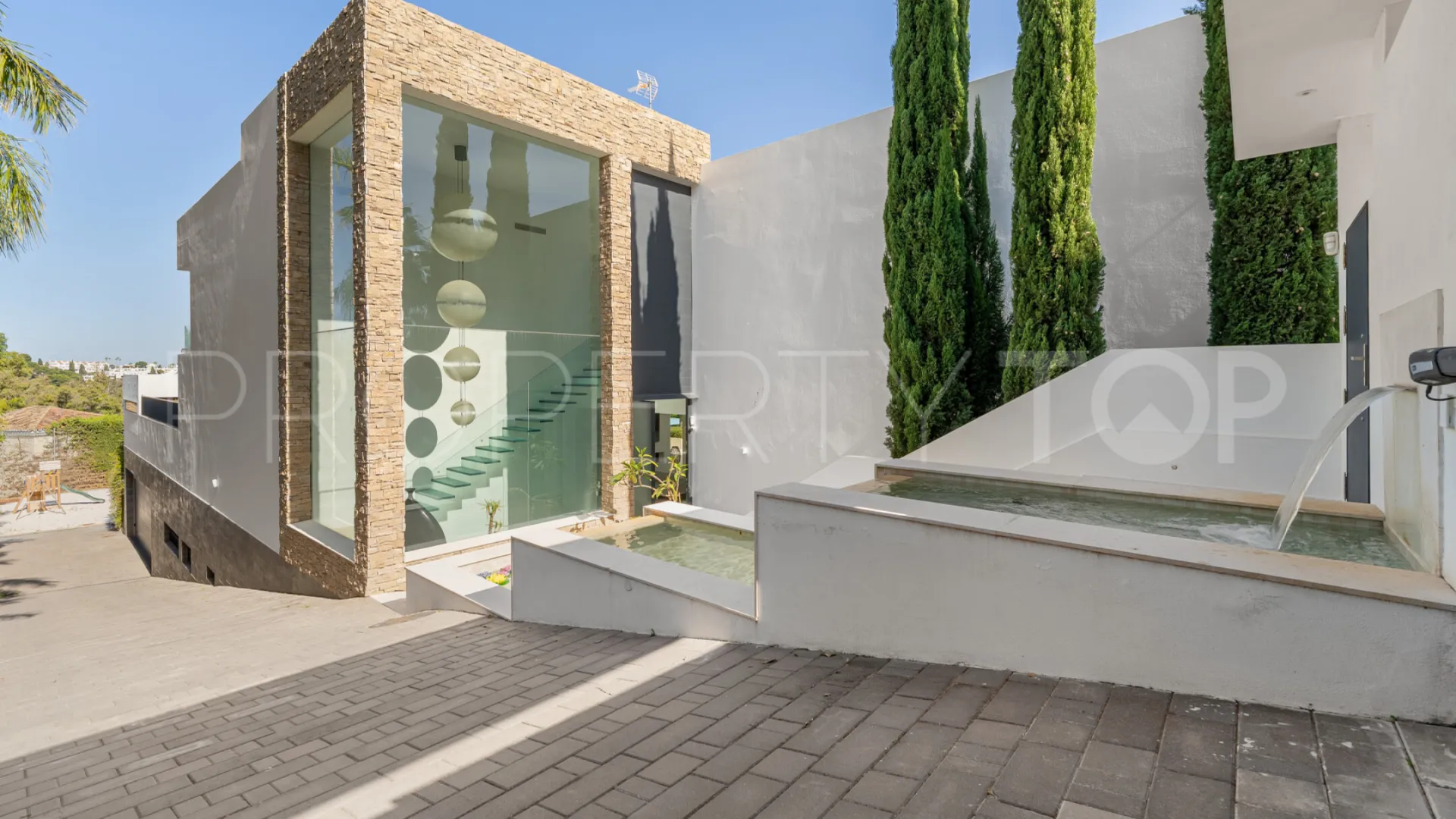 Villa for sale in La Cerquilla with 7 bedrooms
