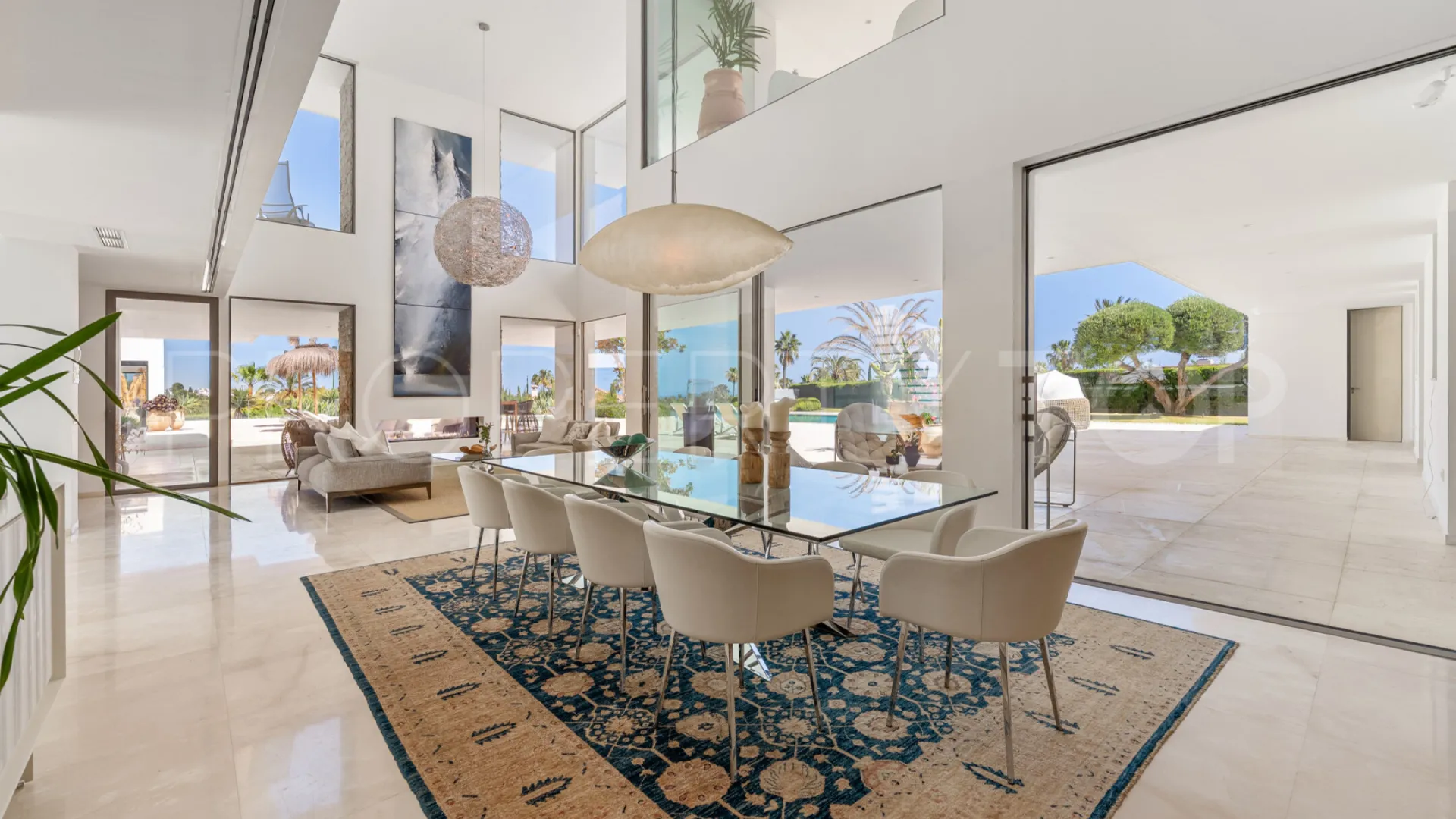 Villa for sale in La Cerquilla with 7 bedrooms