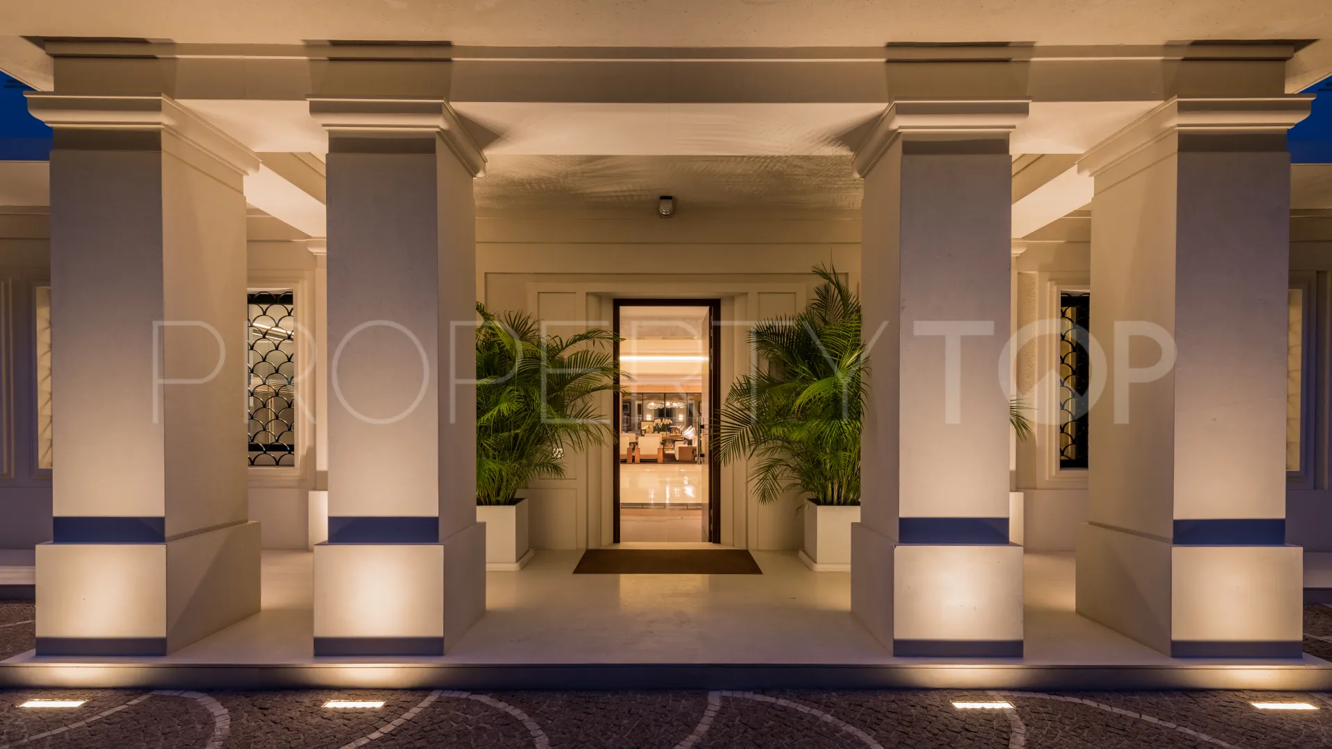 Marbella Club, villa en venta con 8 dormitorios