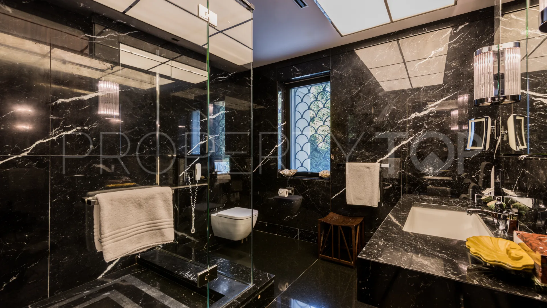 Marbella Club, villa en venta con 8 dormitorios