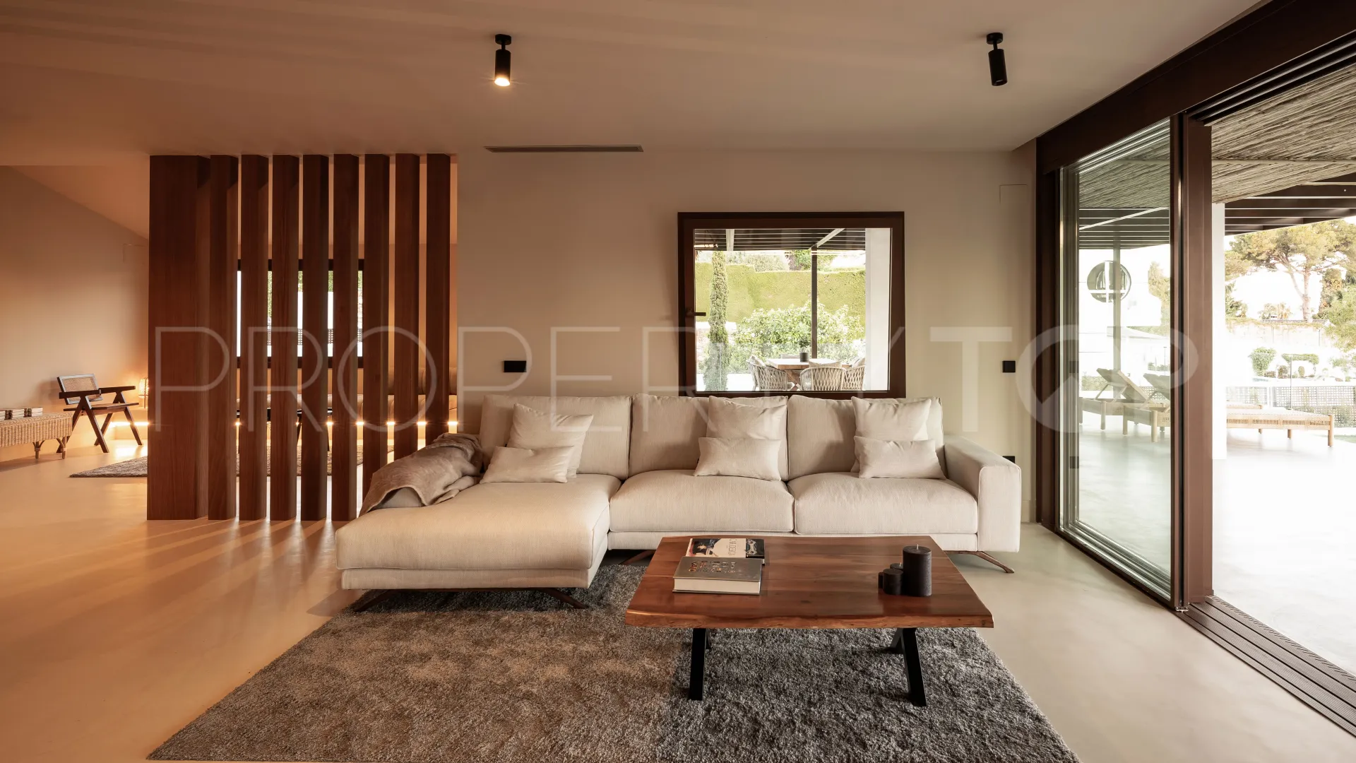 Marbella, villa de 5 dormitorios en venta