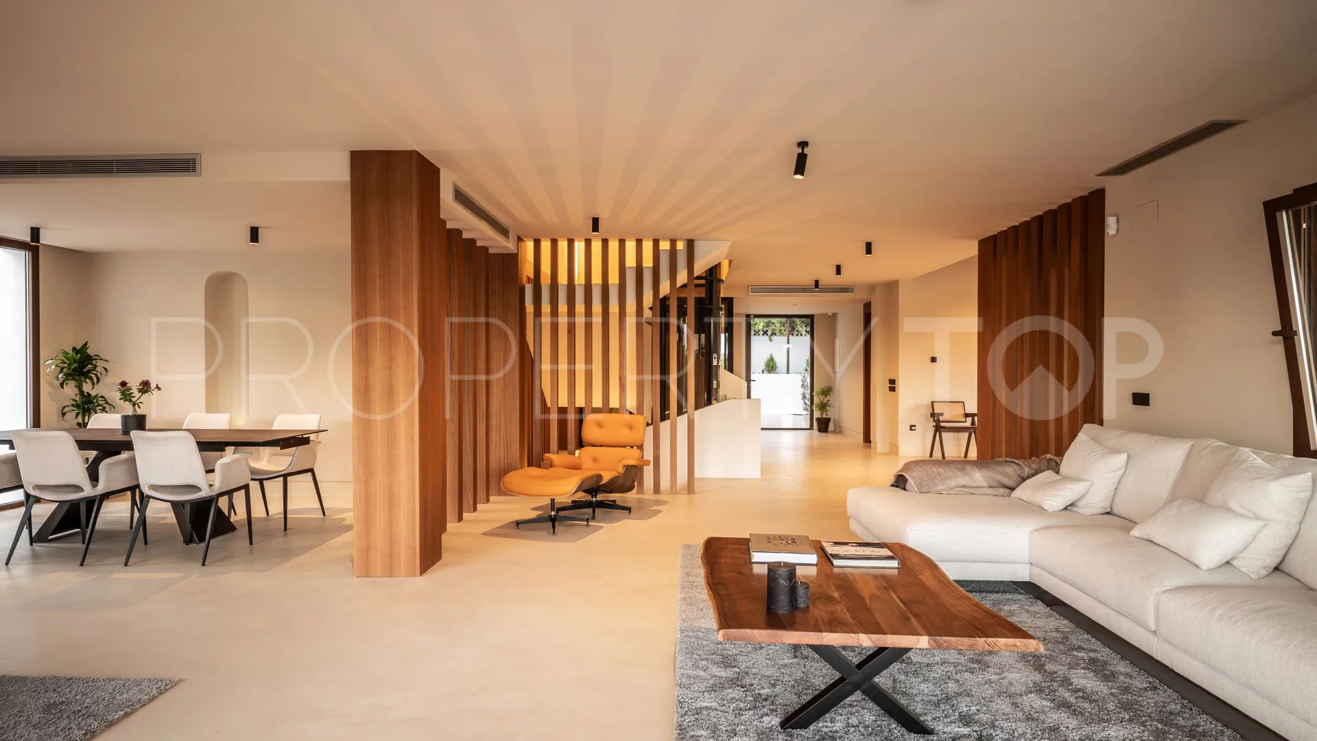 Marbella, villa de 5 dormitorios en venta