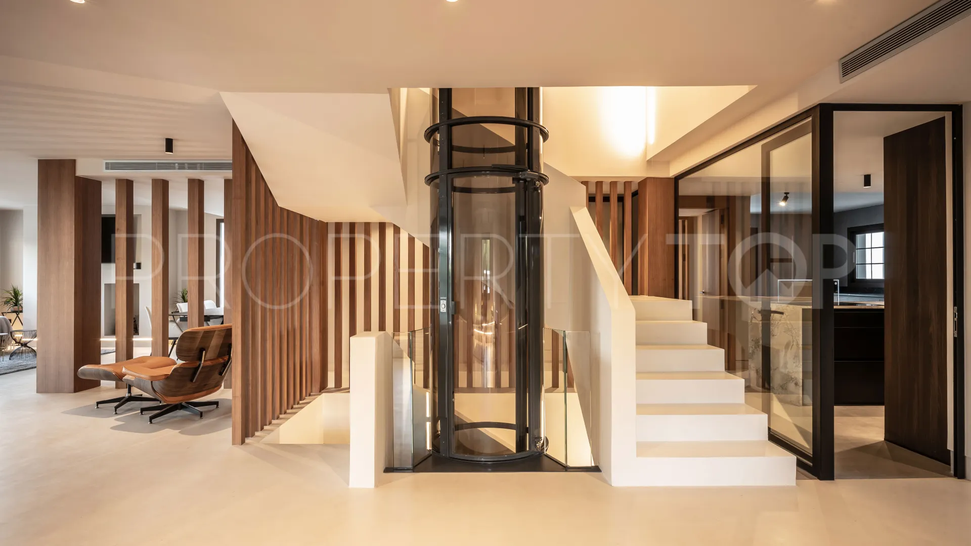 Marbella, villa de 5 dormitorios en venta