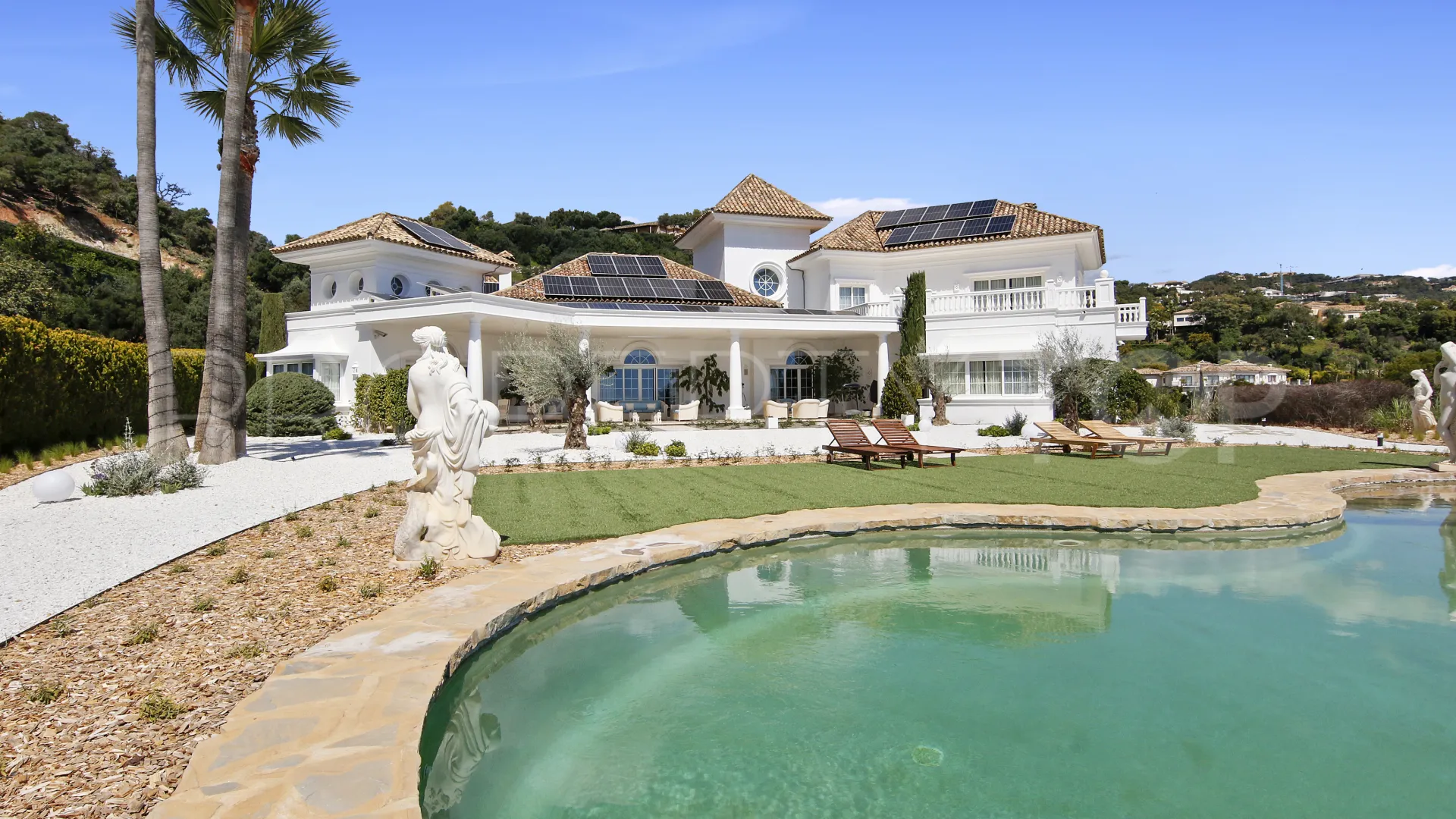 For sale villa in La Zagaleta with 6 bedrooms