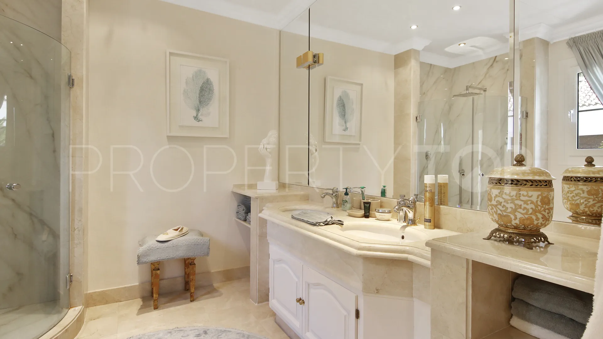 For sale villa in La Zagaleta with 6 bedrooms