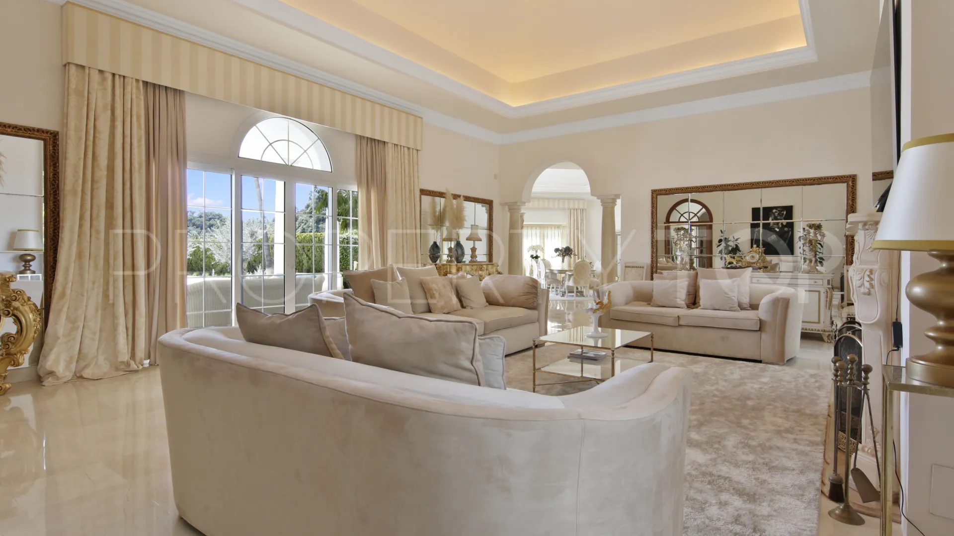 For sale villa in La Zagaleta with 6 bedrooms
