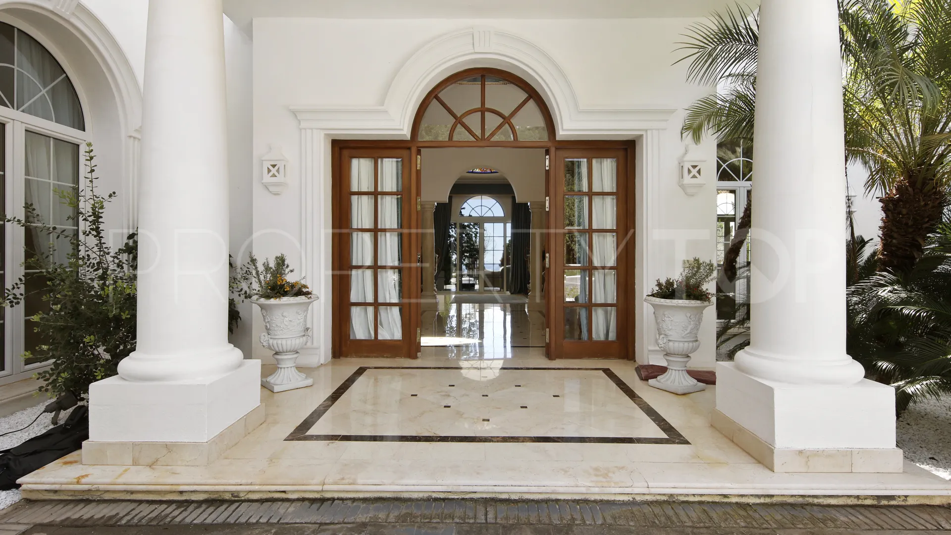 For sale villa in La Zagaleta with 6 bedrooms