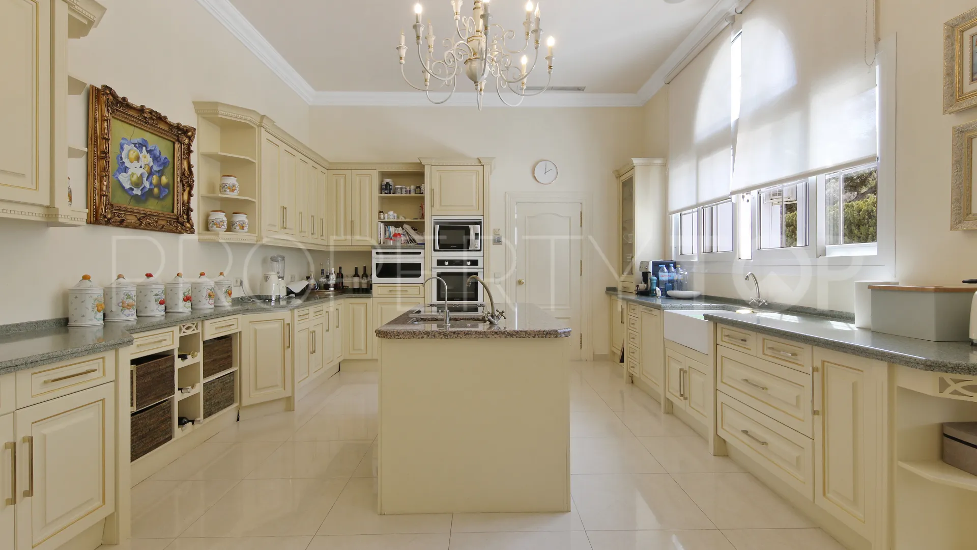 For sale villa in La Zagaleta with 6 bedrooms