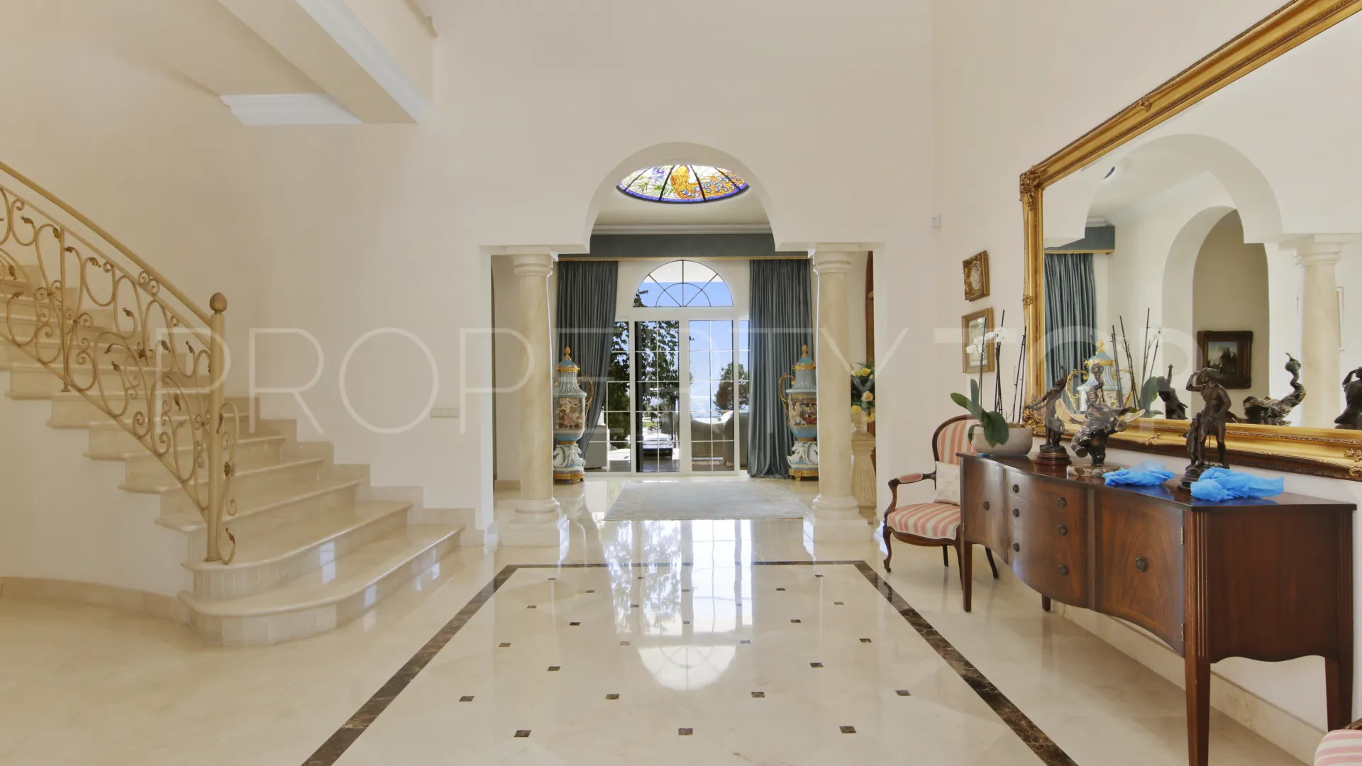 For sale villa in La Zagaleta with 6 bedrooms