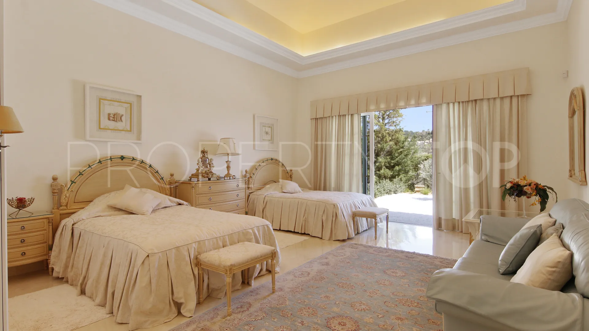 For sale villa in La Zagaleta with 6 bedrooms