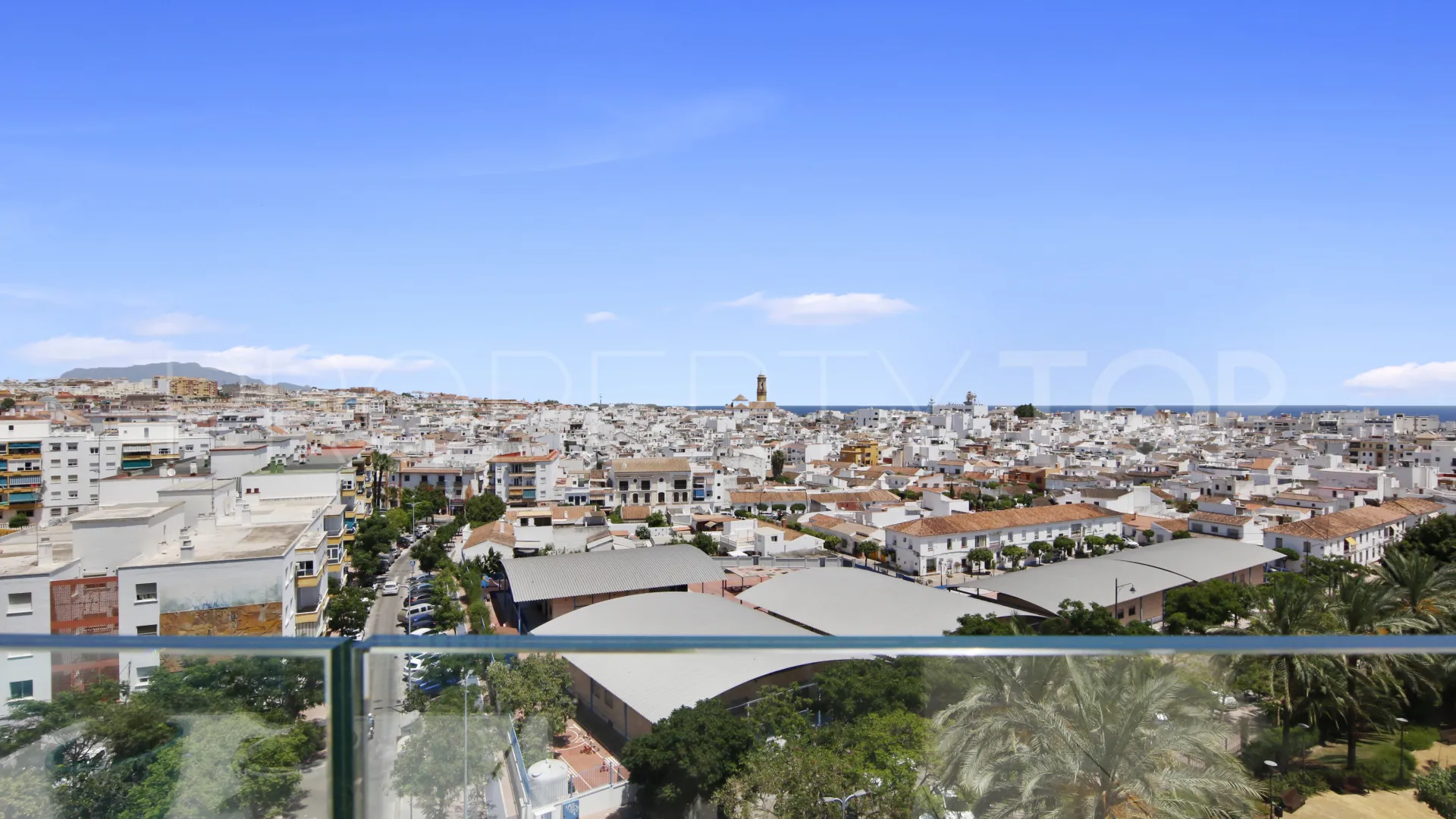 Ático en venta en Estepona Centro de 3 dormitorios