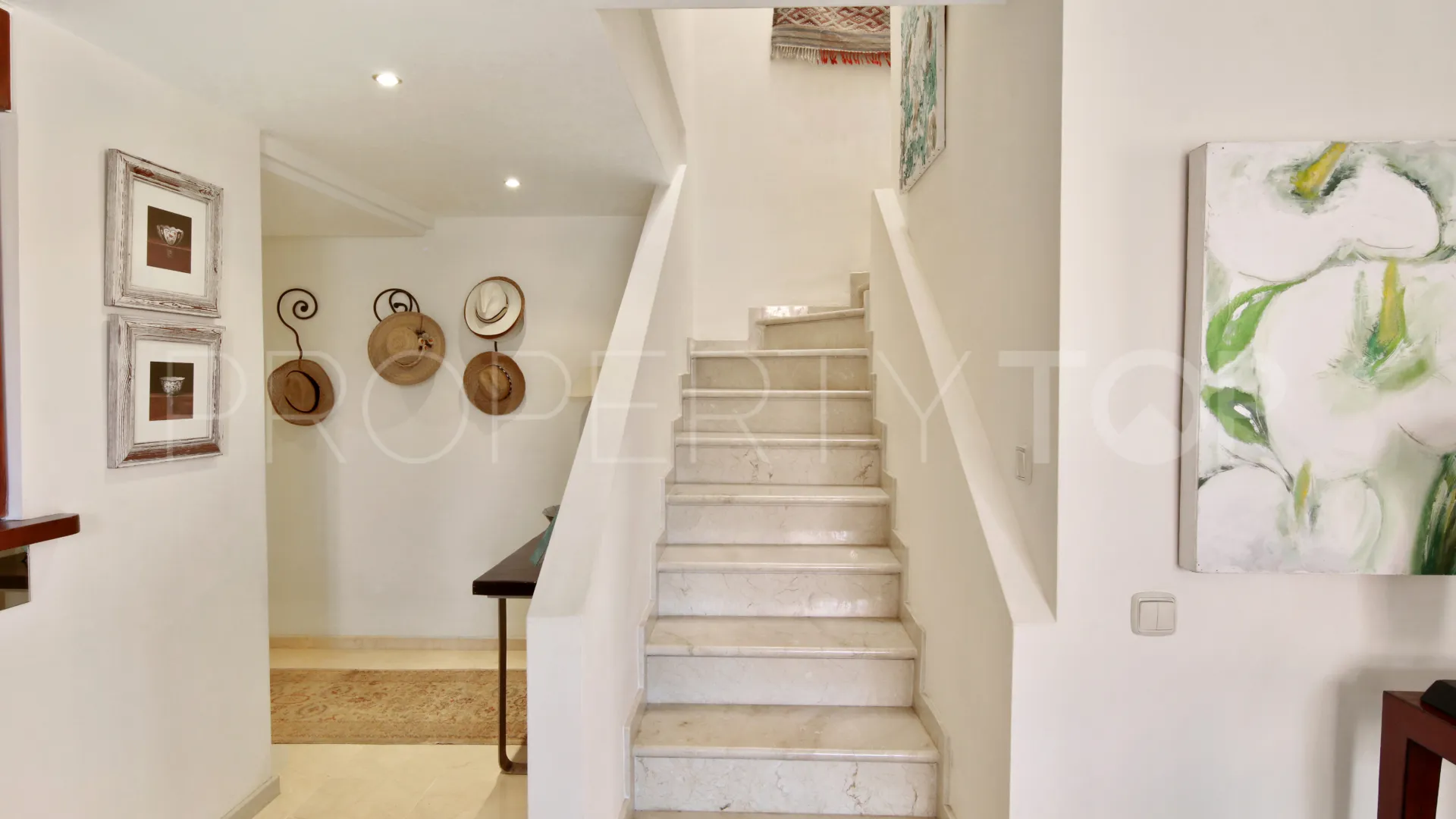 Se vende atico duplex en Menara Beach