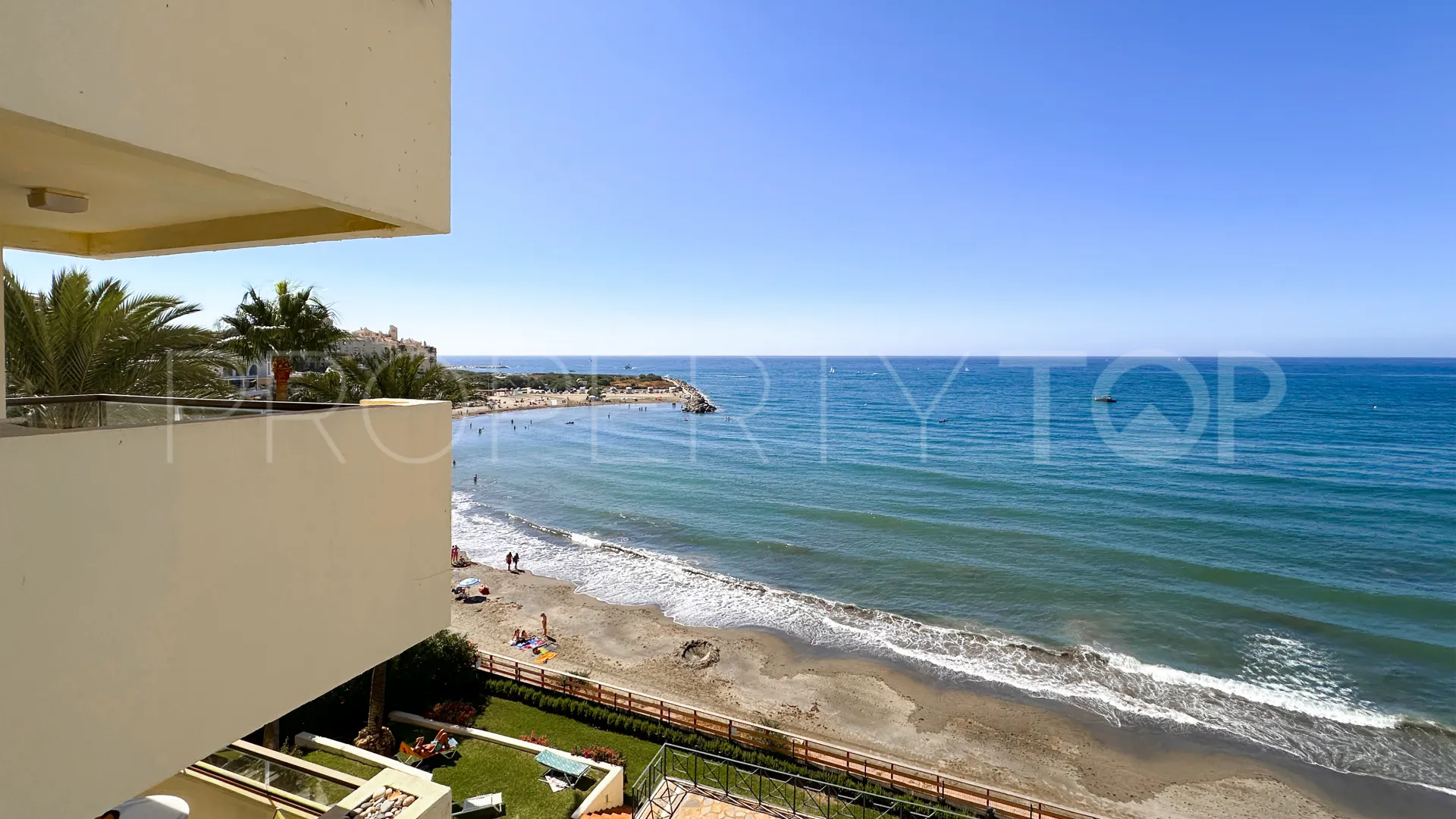 Se vende apartamento con 2 dormitorios en Estepona Ciudad