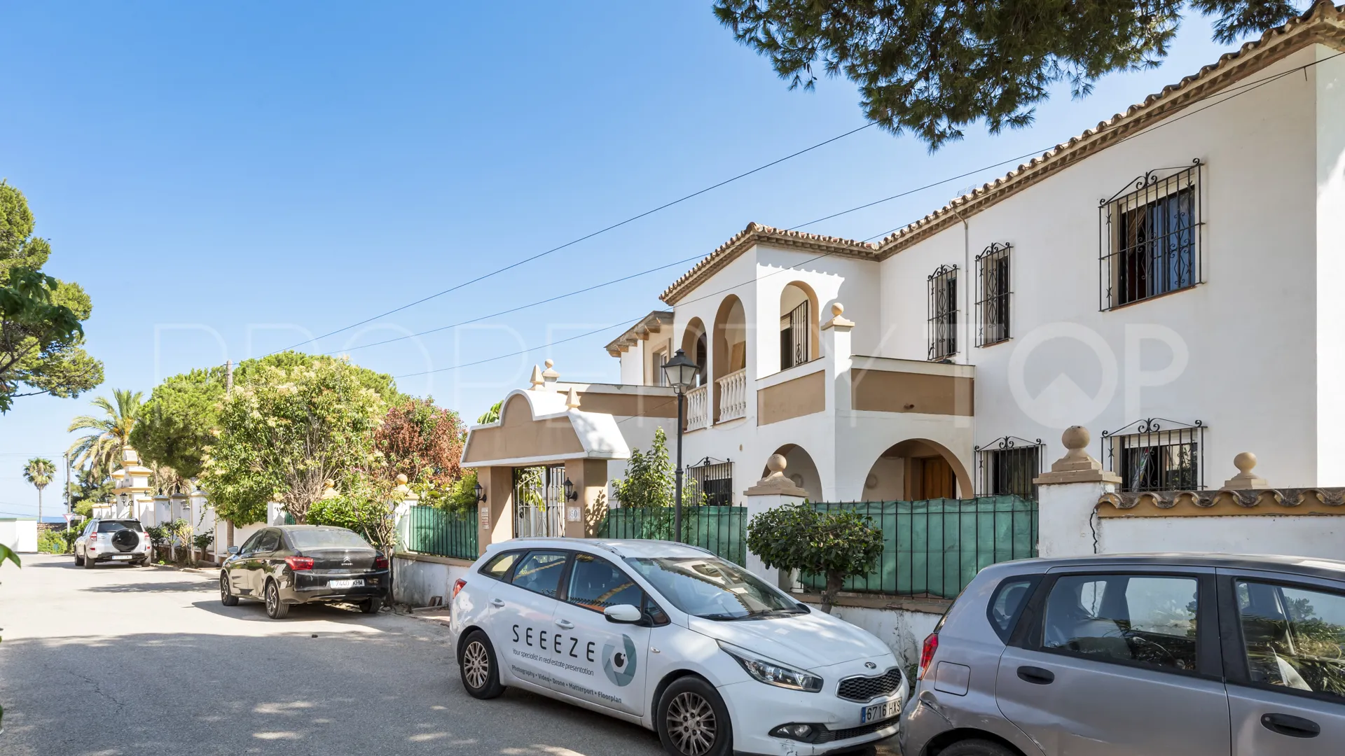 For sale villa with 6 bedrooms in Estepona West